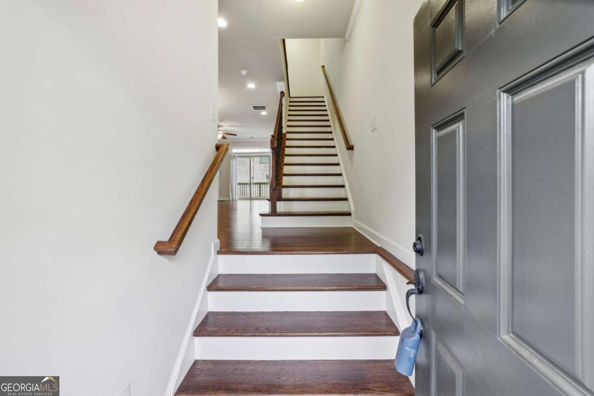 4934 Wyeth Way Property Photo 2