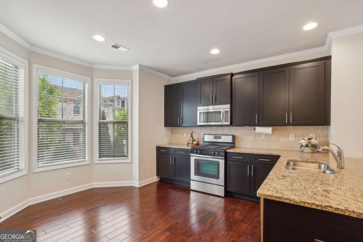 4934 Wyeth Way Property Photo 4