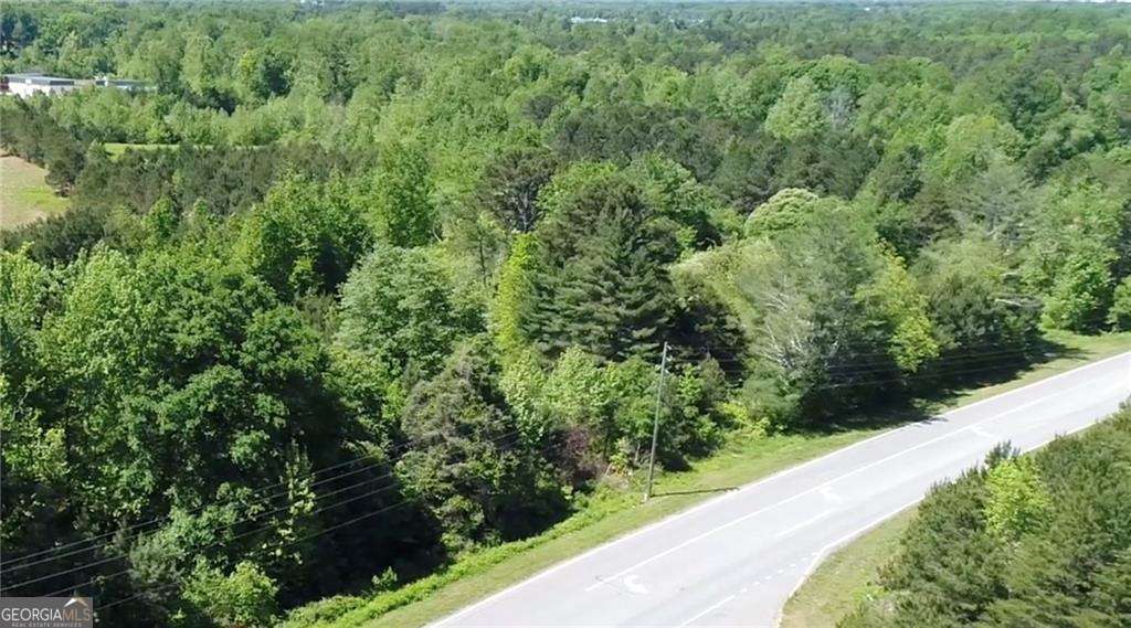 5870 Hubbard Town Road Property Photo 2