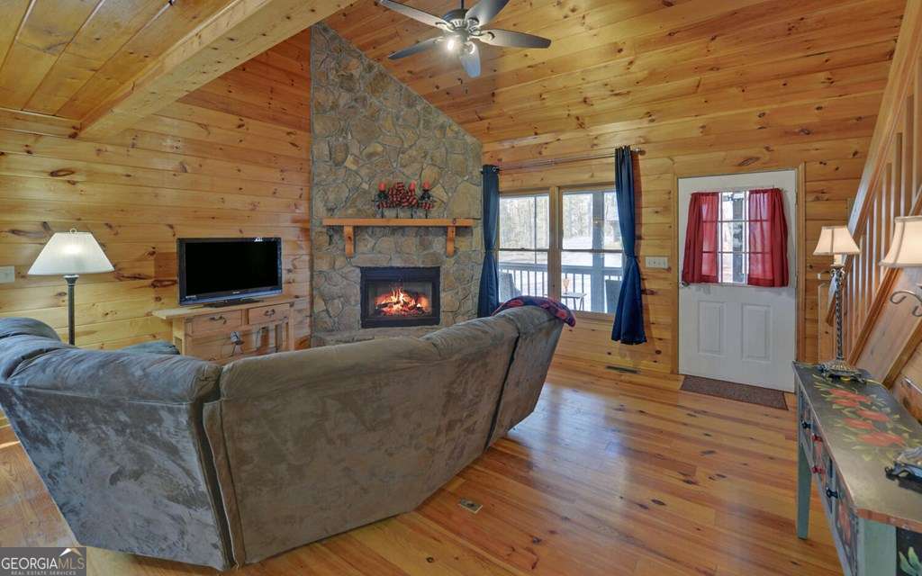 967 Lemmon Lane Property Photo 8