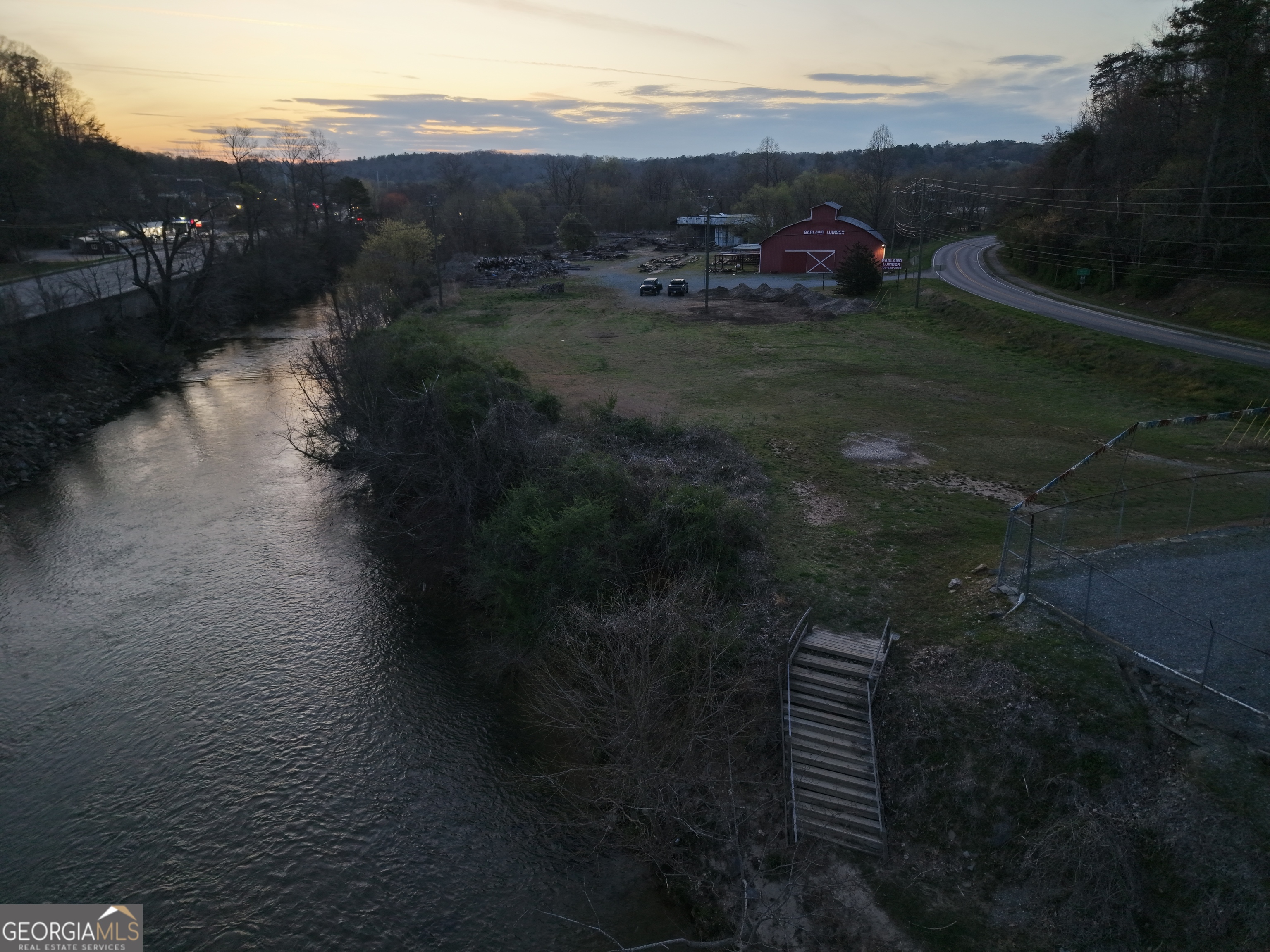 400 River Street Property Photo 16