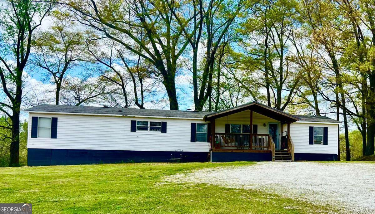 940 Indian Creek Road Property Photo 1