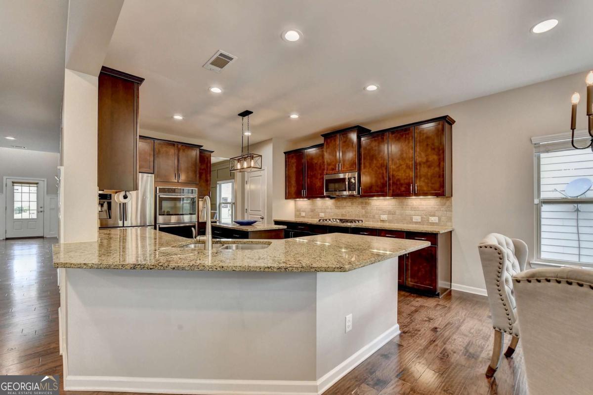6845 Rocking Horse Lane Property Photo 26