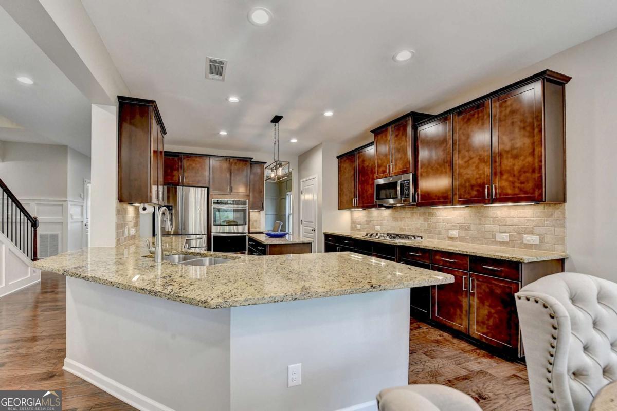 6845 Rocking Horse Lane Property Photo 33