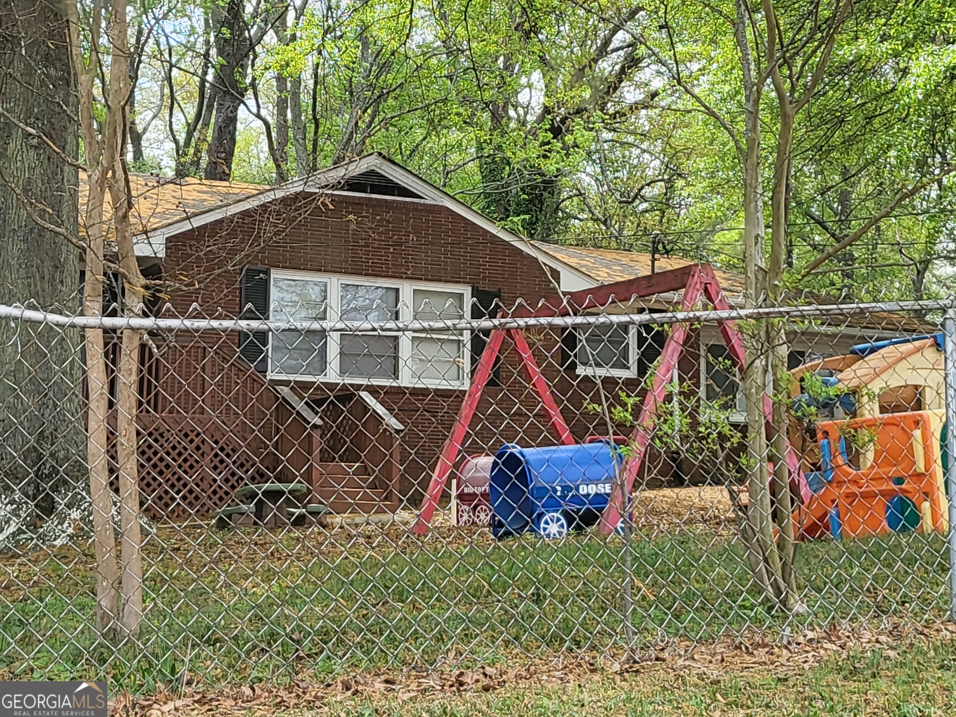 957 Astor Avenue Property Photo 1