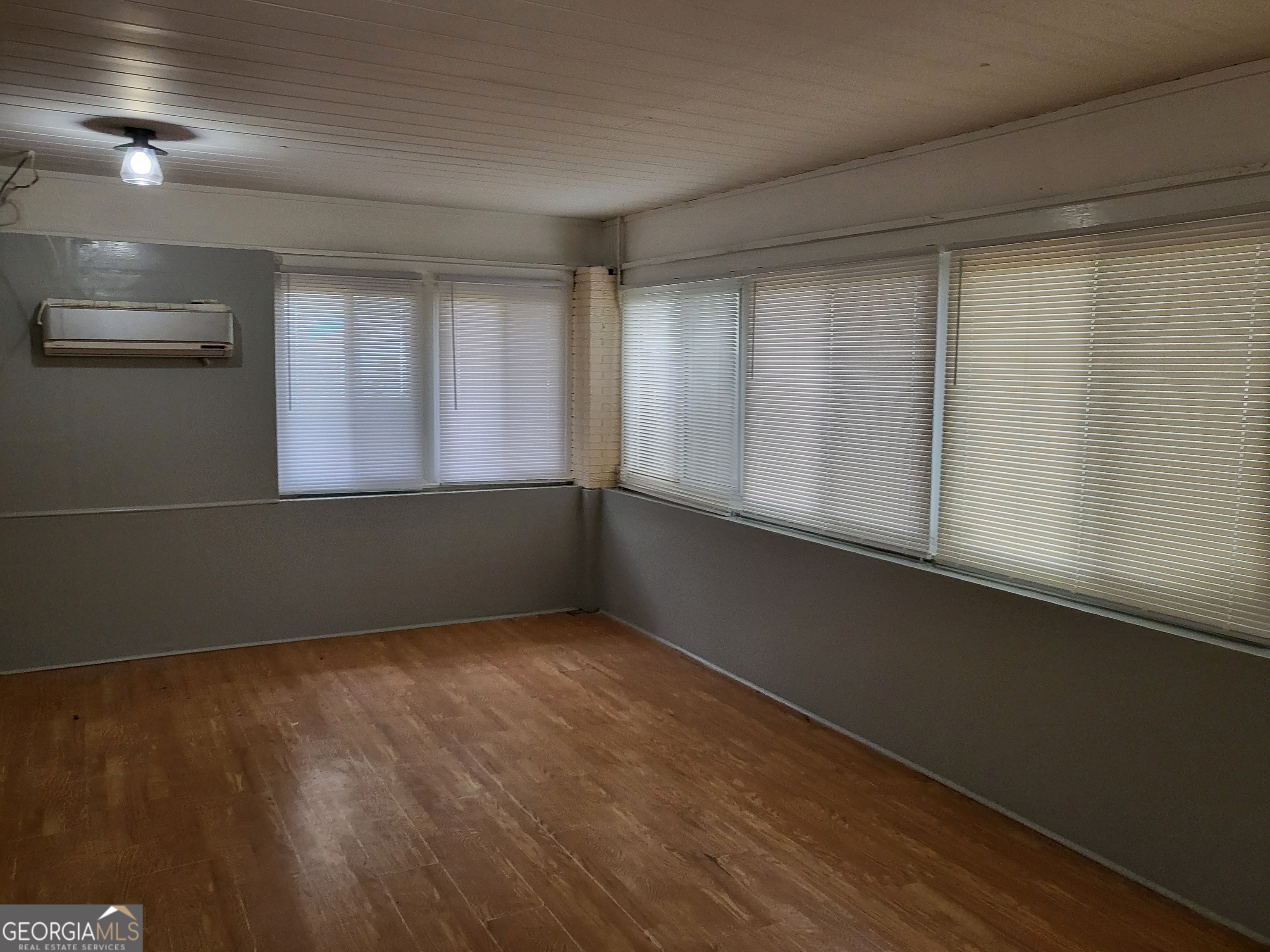 957 Astor Avenue Property Photo 13