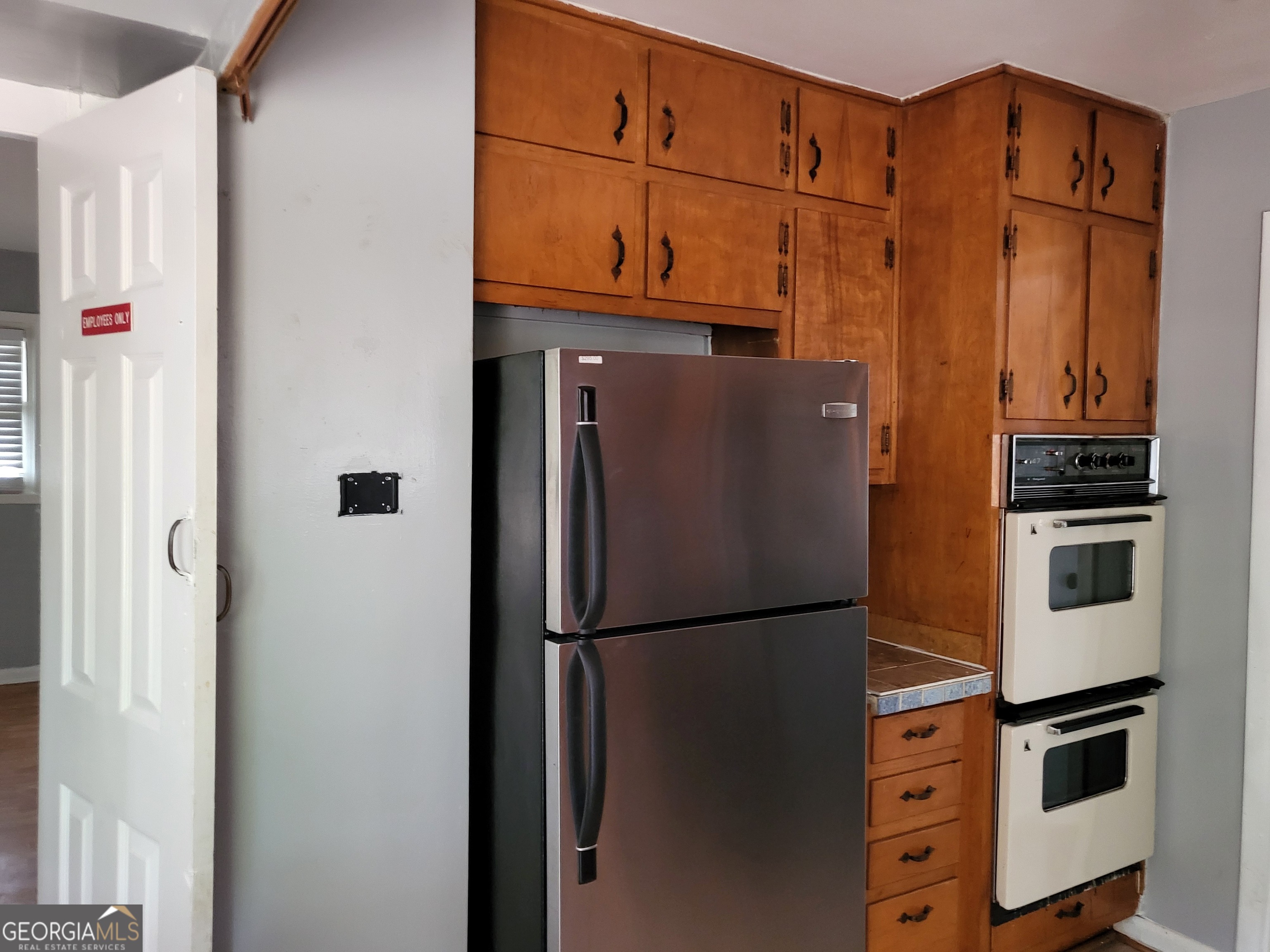 957 Astor Avenue Property Photo 32