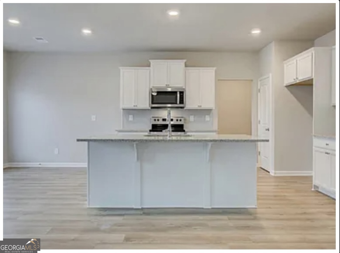 300 San Anselmo Street Property Photo 3
