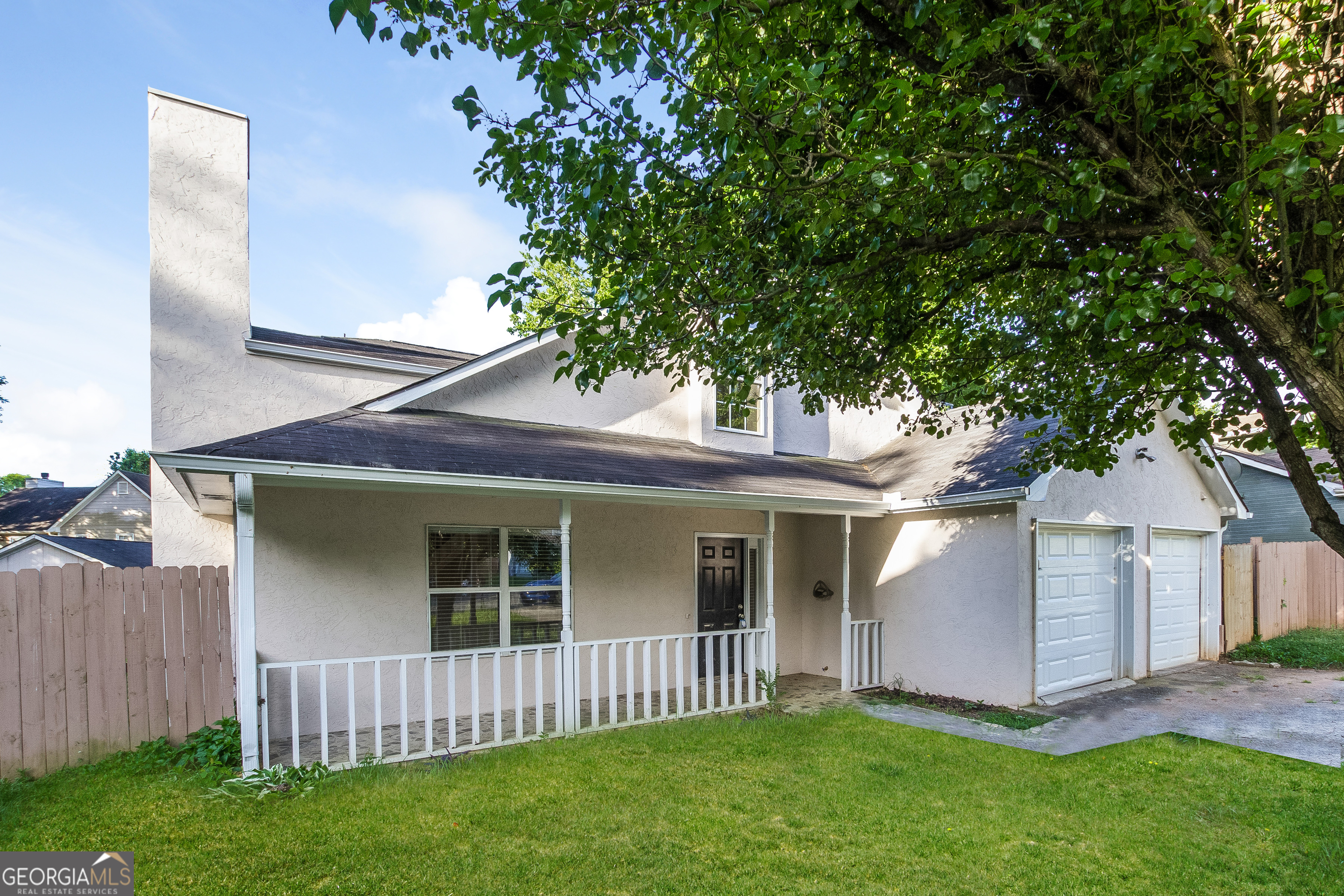 636 Middlegate Court Property Photo 1