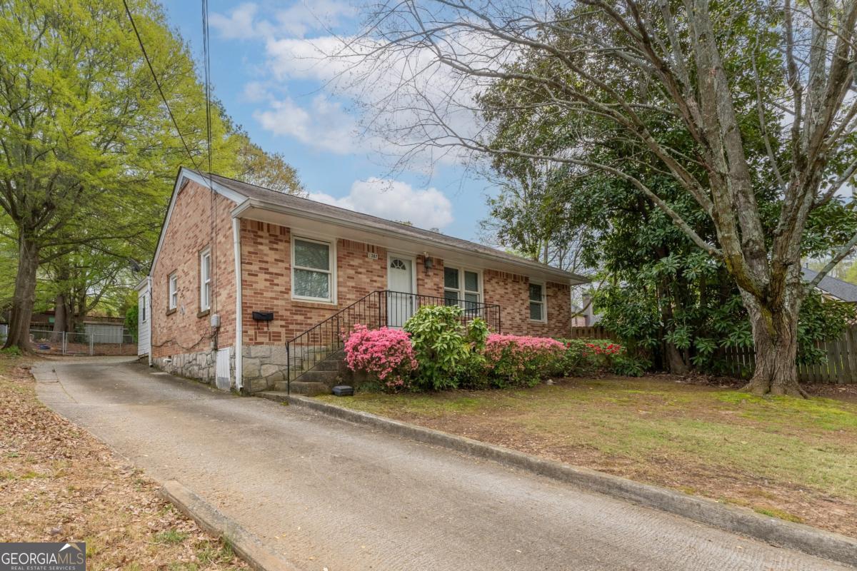 1387 Church Street Property Photo 2