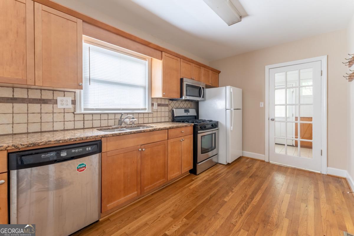 1387 Church Street Property Photo 10