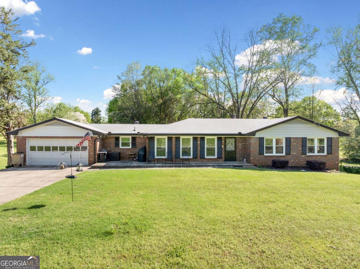 630 Cambridge Drive Property Photo