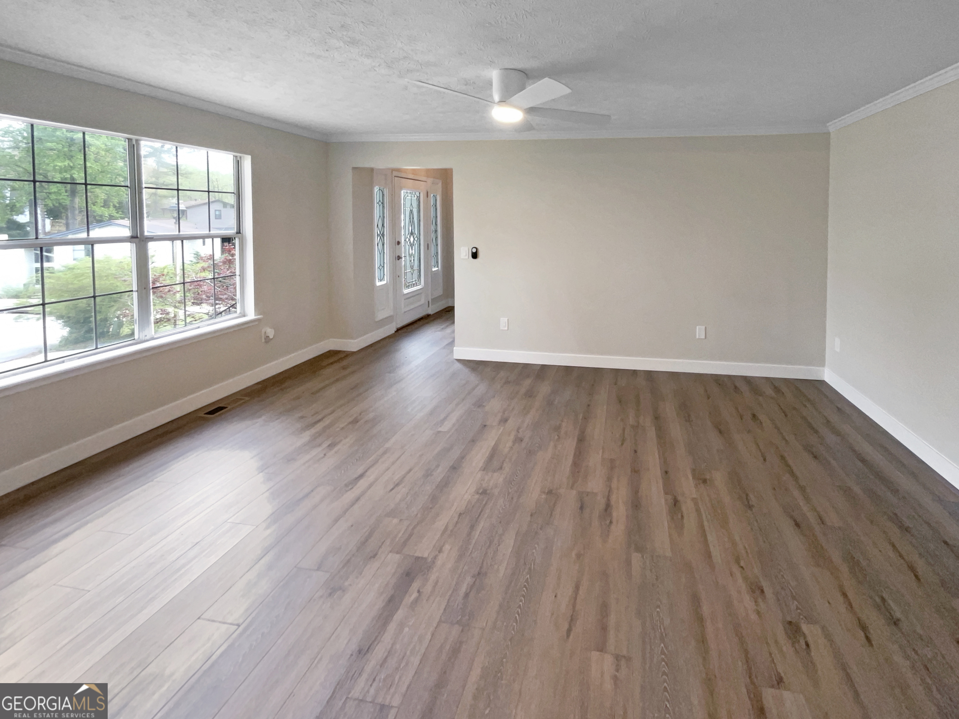 8608 Creekview Court Property Photo 15