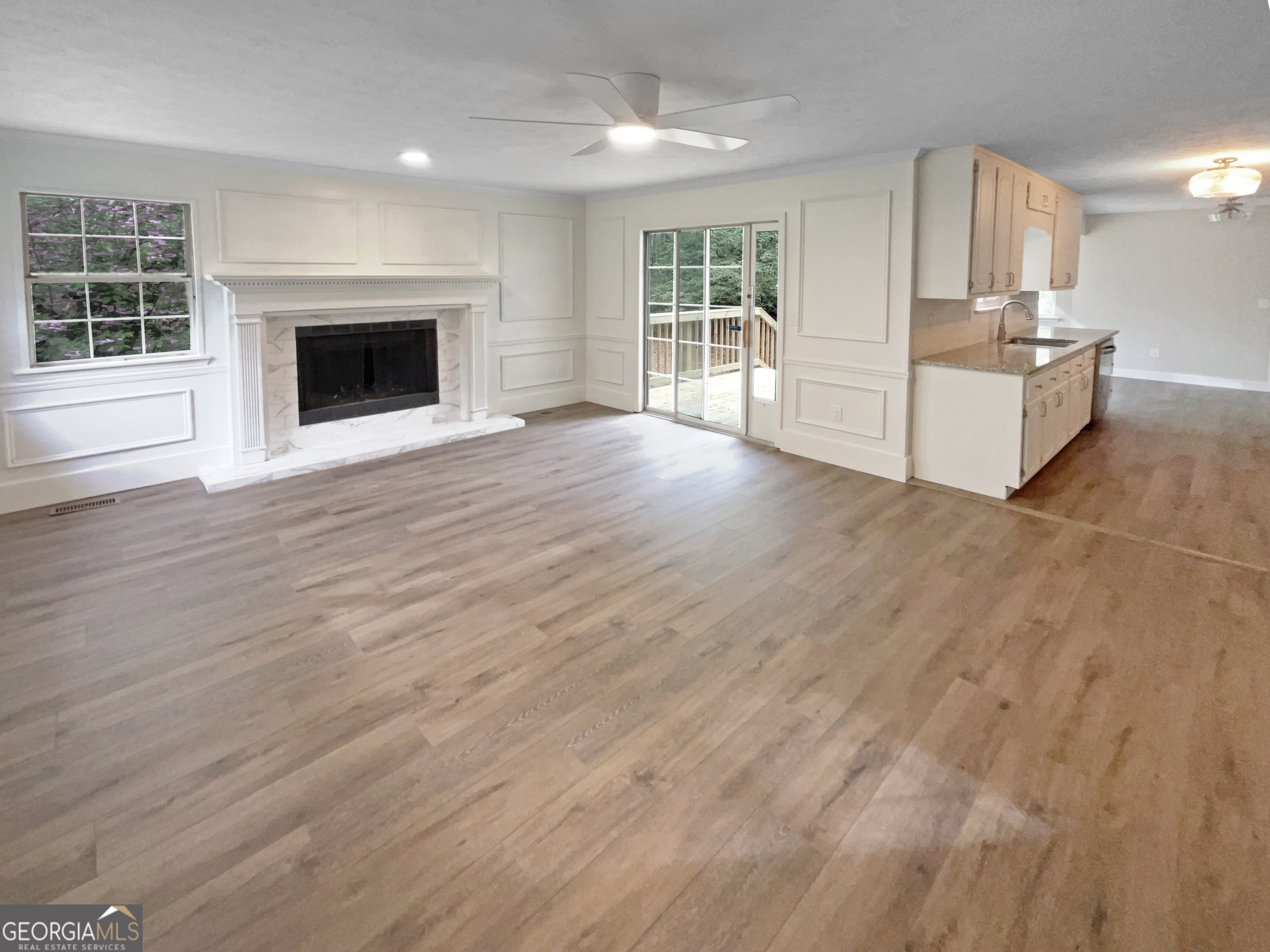 8608 Creekview Court Property Photo 17