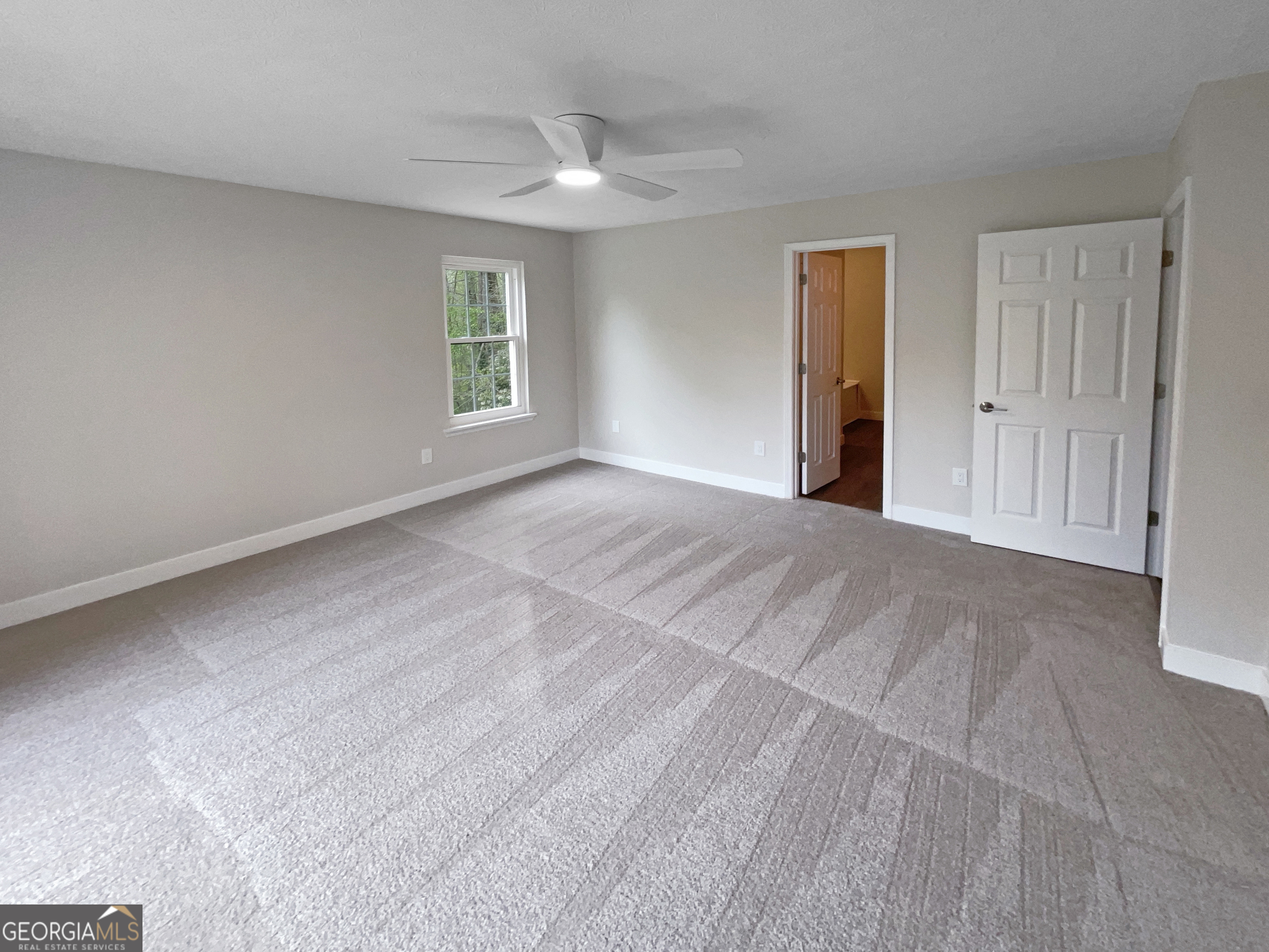 8608 Creekview Court Property Photo 19