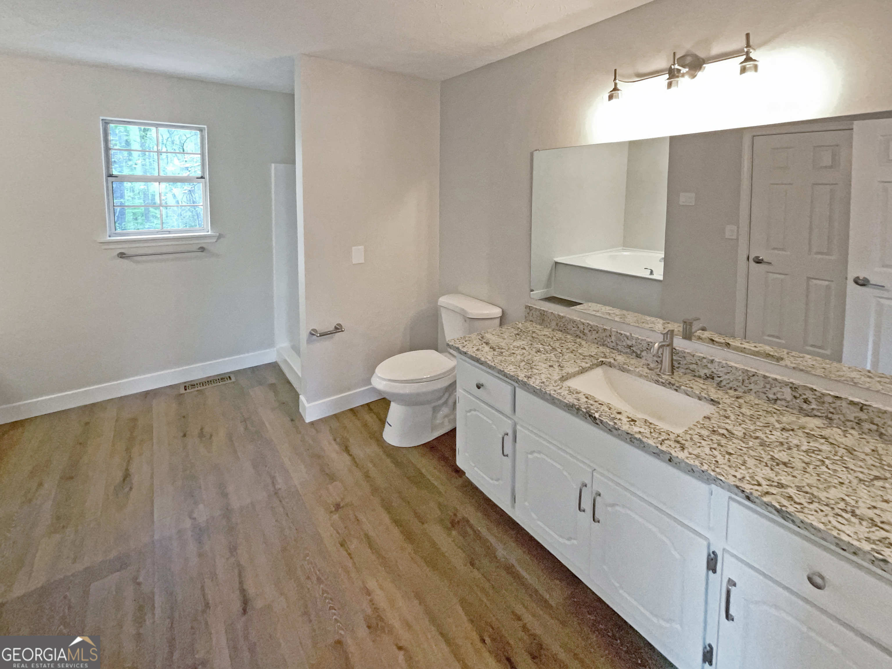 8608 Creekview Court Property Photo 20