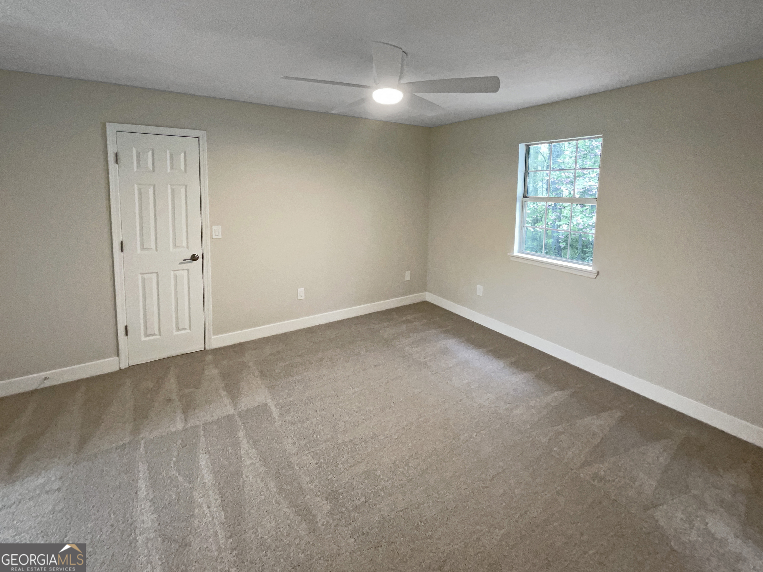 8608 Creekview Court Property Photo 23