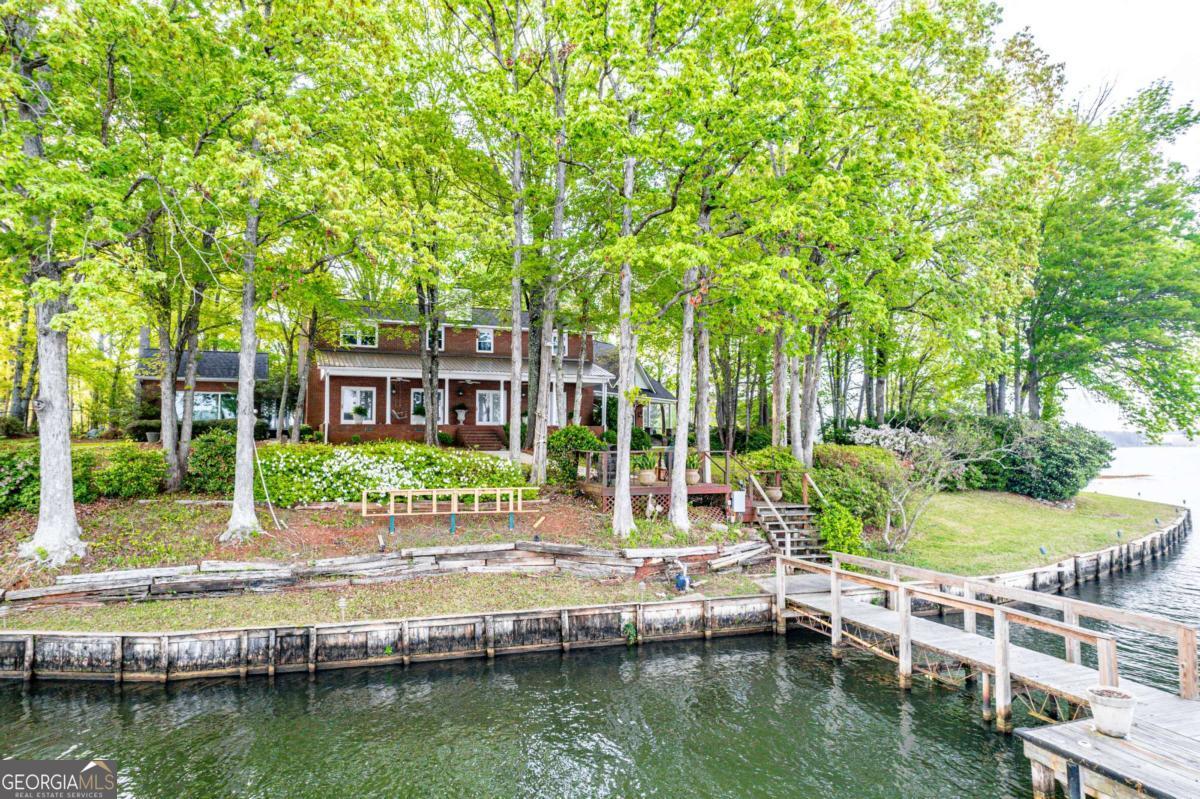 390 David Williams Road Property Photo