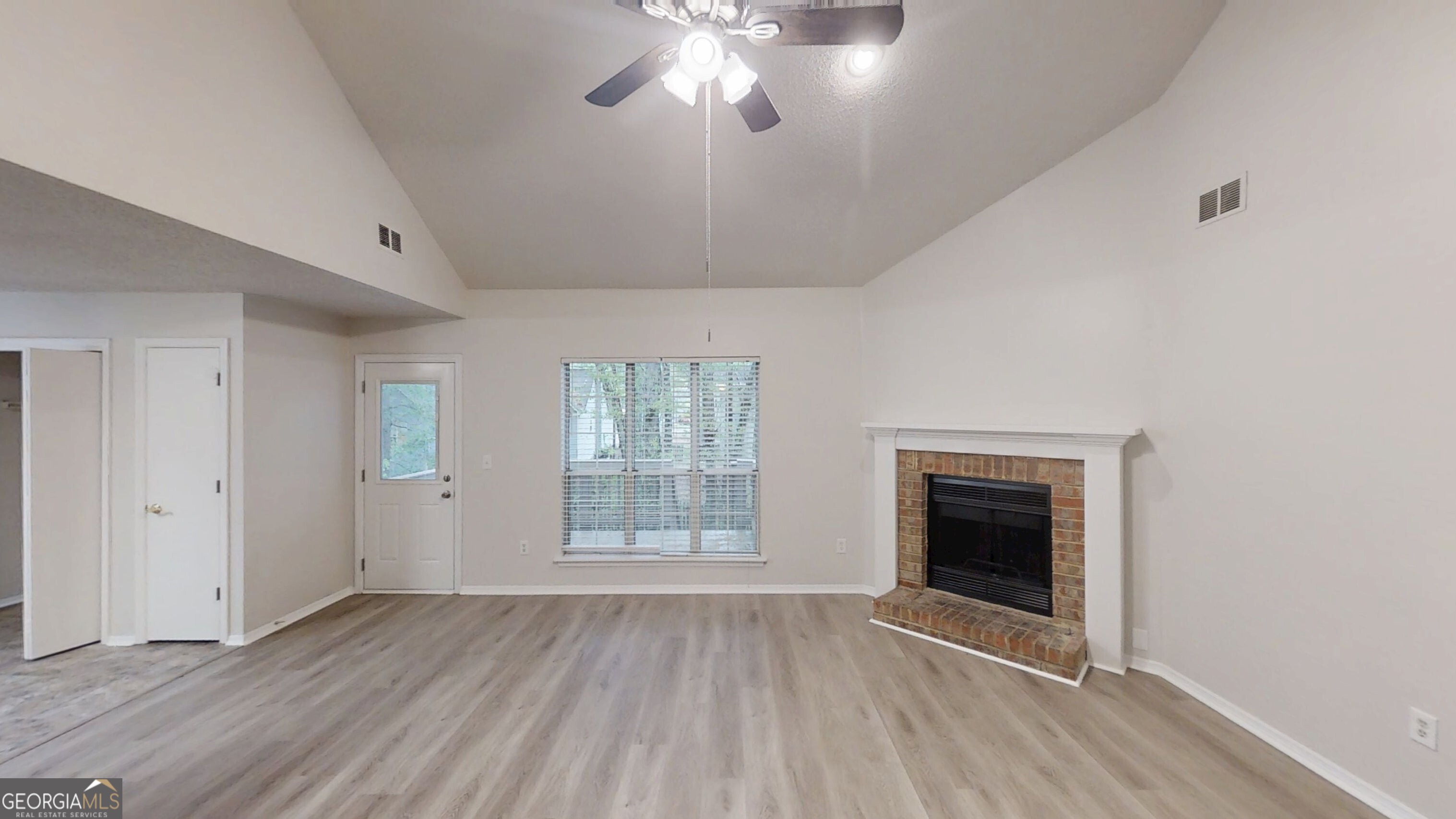 3979 Sharon Springs Property Photo 6