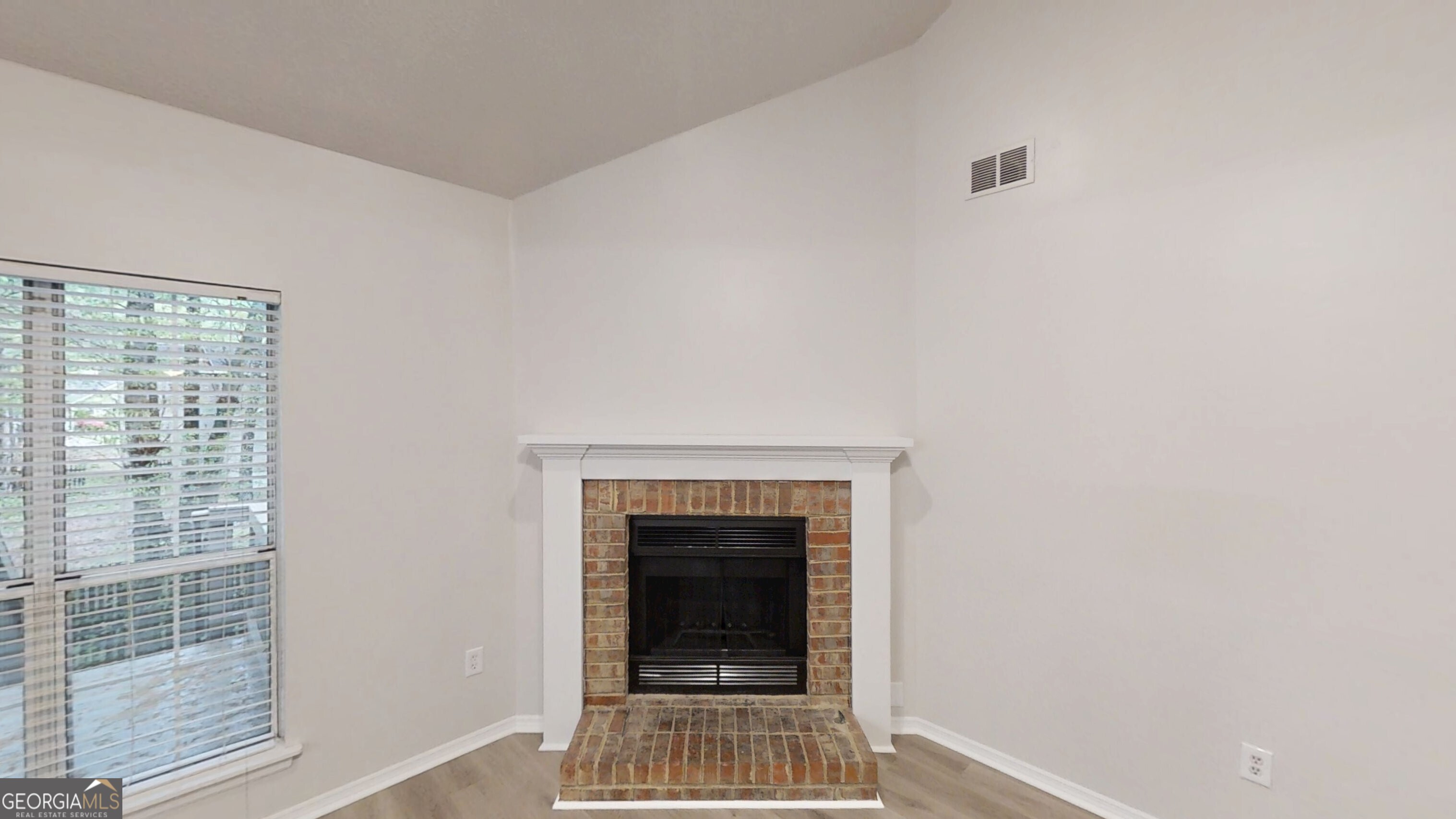 3979 Sharon Springs Property Photo 7