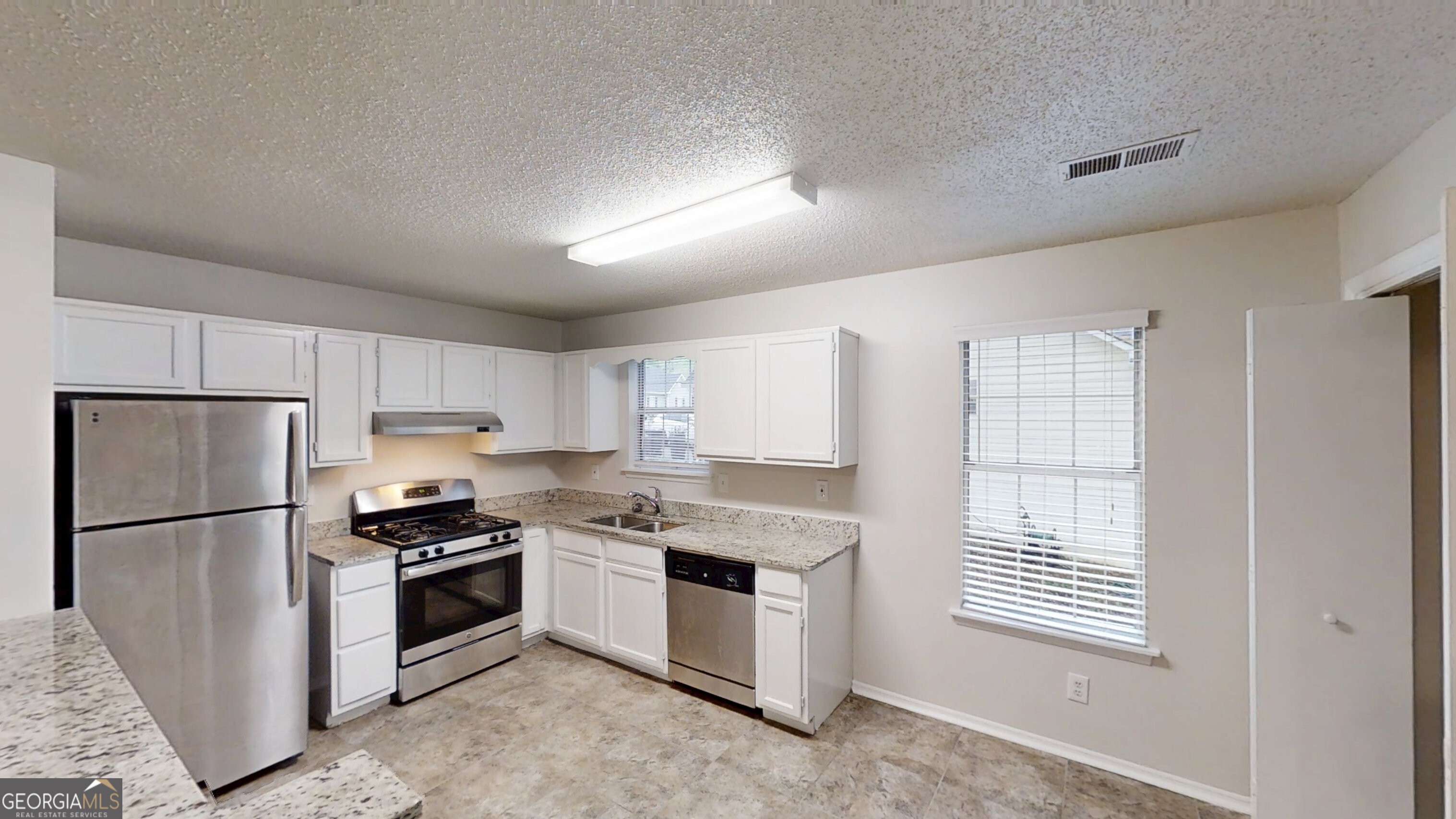 3979 Sharon Springs Property Photo 10