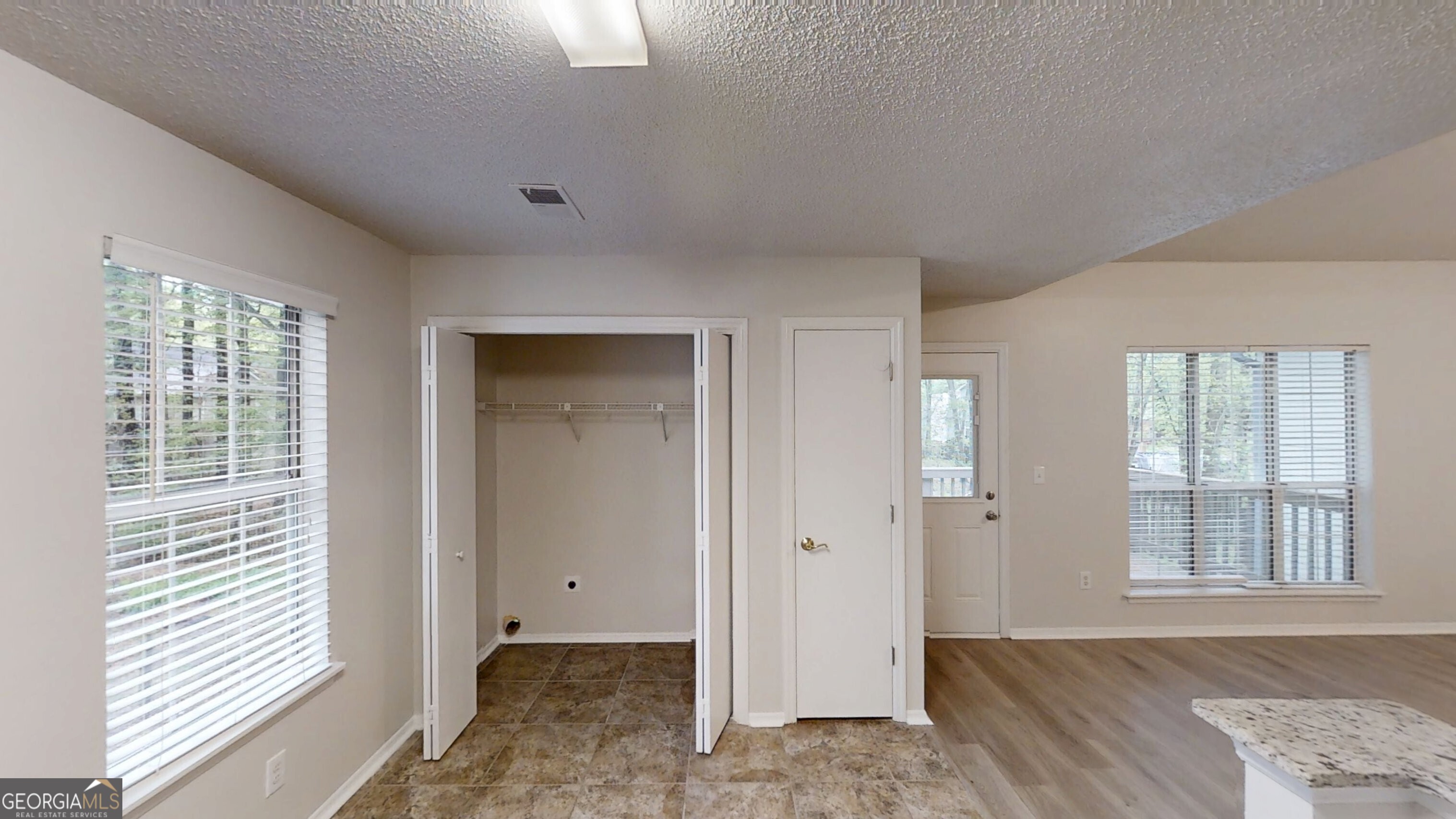 3979 Sharon Springs Property Photo 12