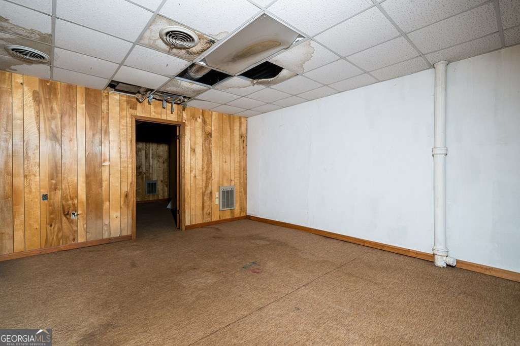 4 Northside Square Property Photo 15