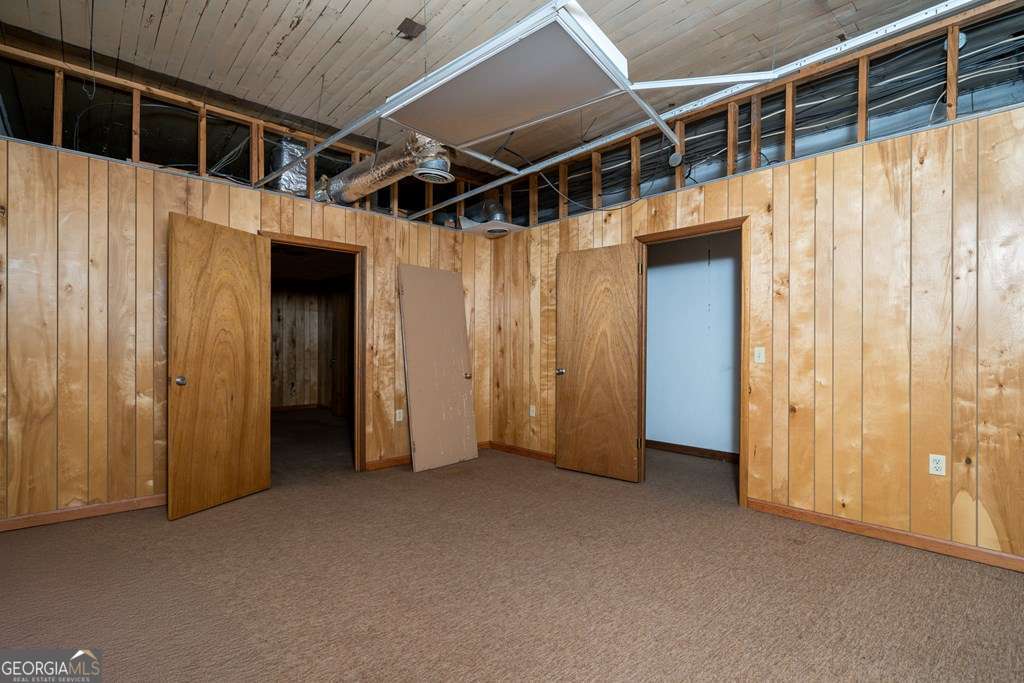 4 Northside Square Property Photo 16