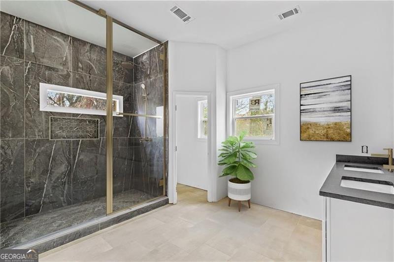 2166 Belvedere Avenue Sw Property Photo 14