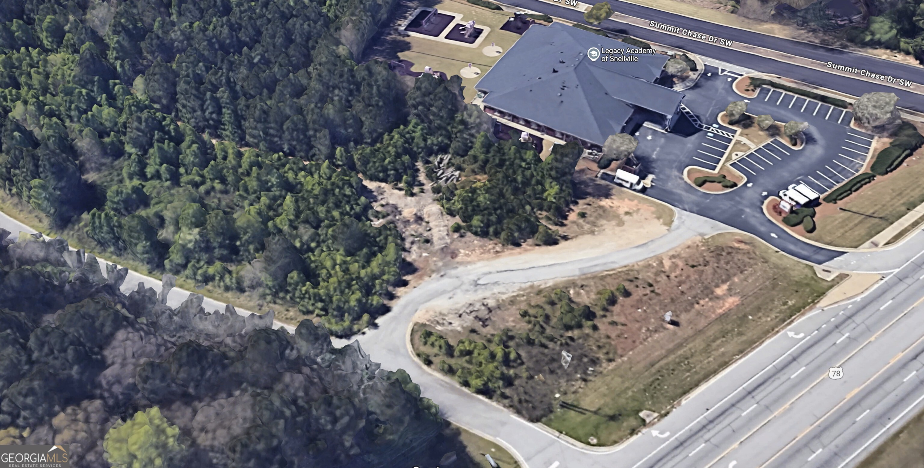 1550 Summit Chase Drive Property Photo 2