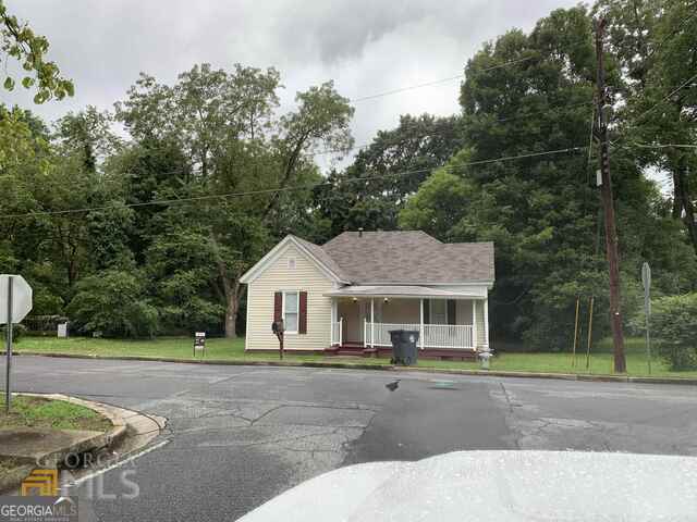 116 Stewart Avenue Property Photo 1