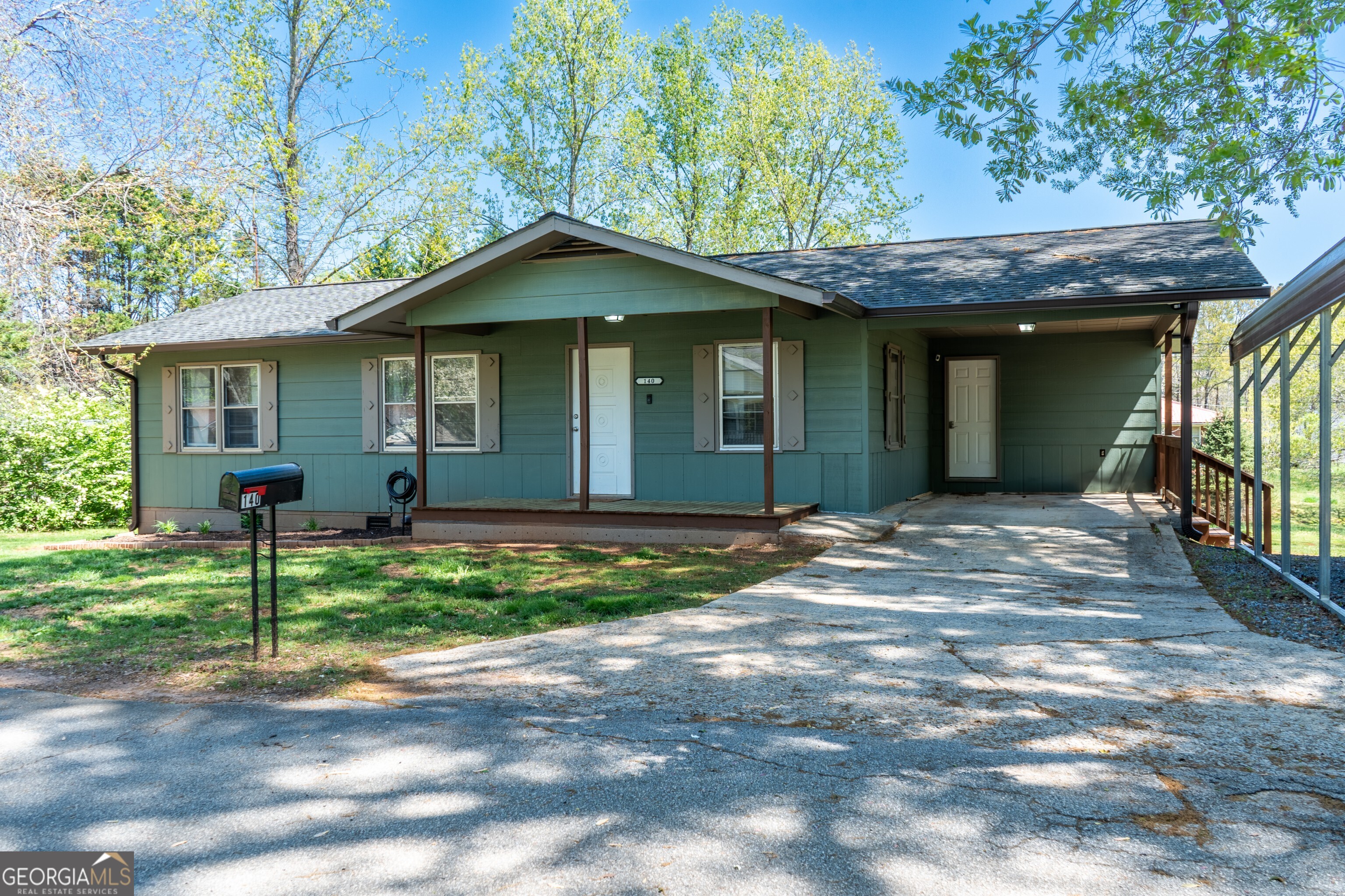 140 Goldust Avenue Property Photo 1