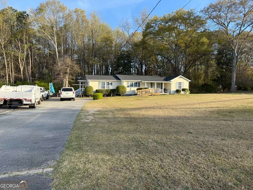 528 Braselton Highway Property Photo 3