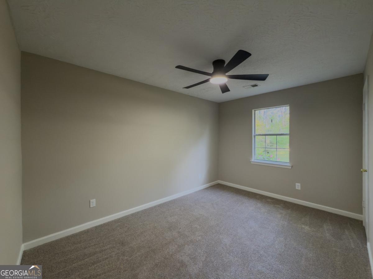 175 Stoneview Circle Property Photo 10