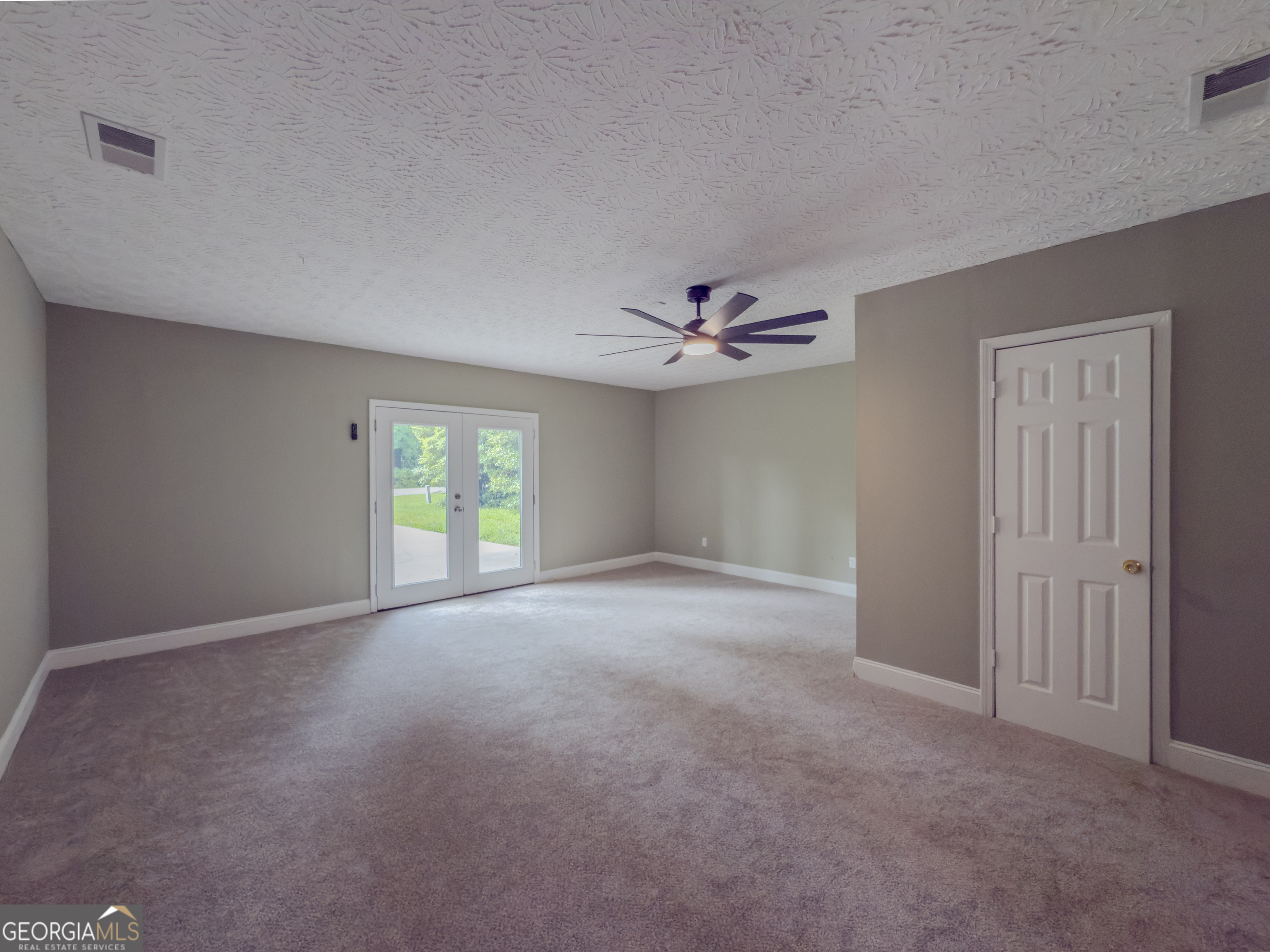 175 Stoneview Circle Property Photo 12