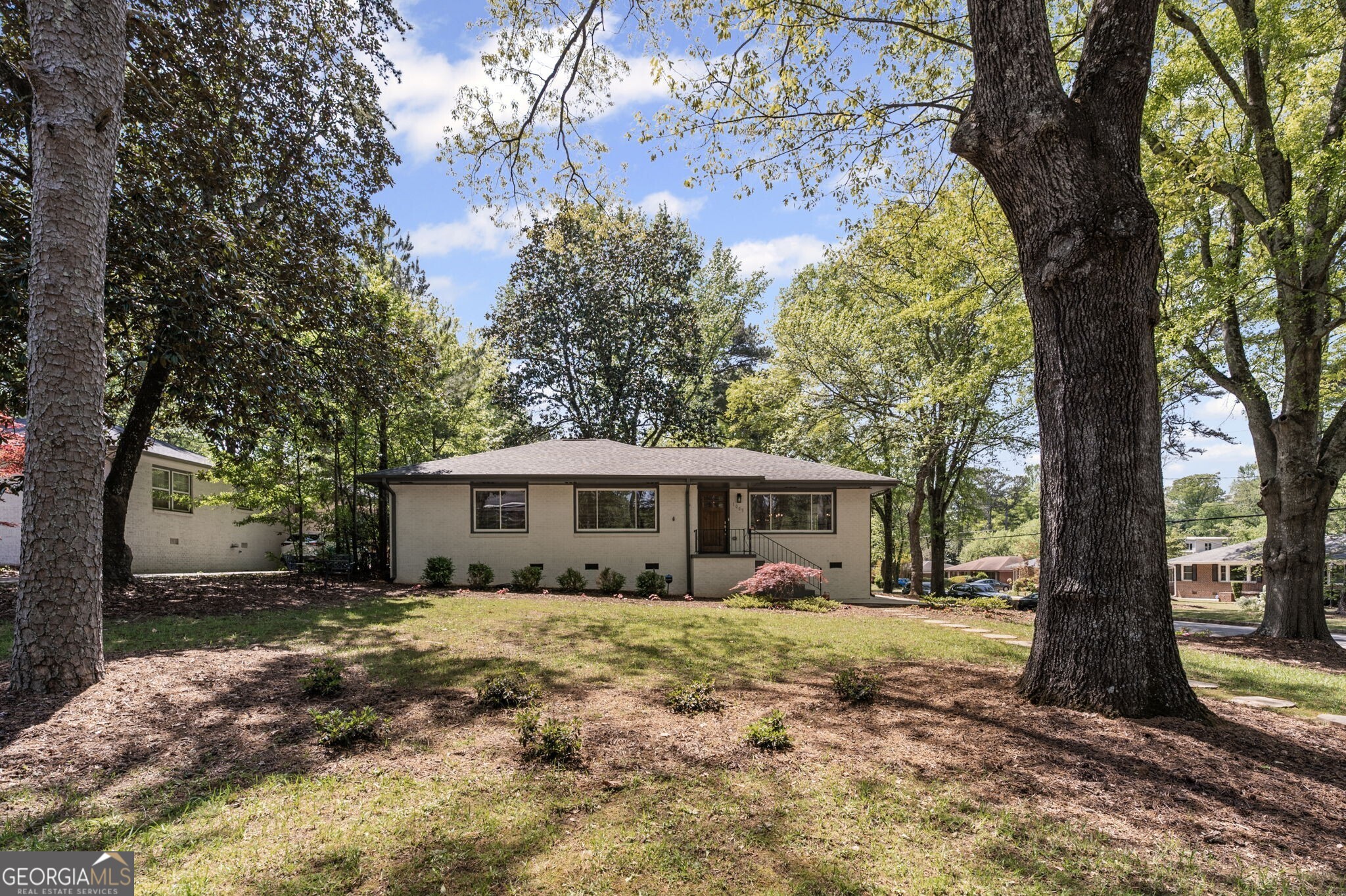 1089 Greenleaf Road Se Property Photo 1