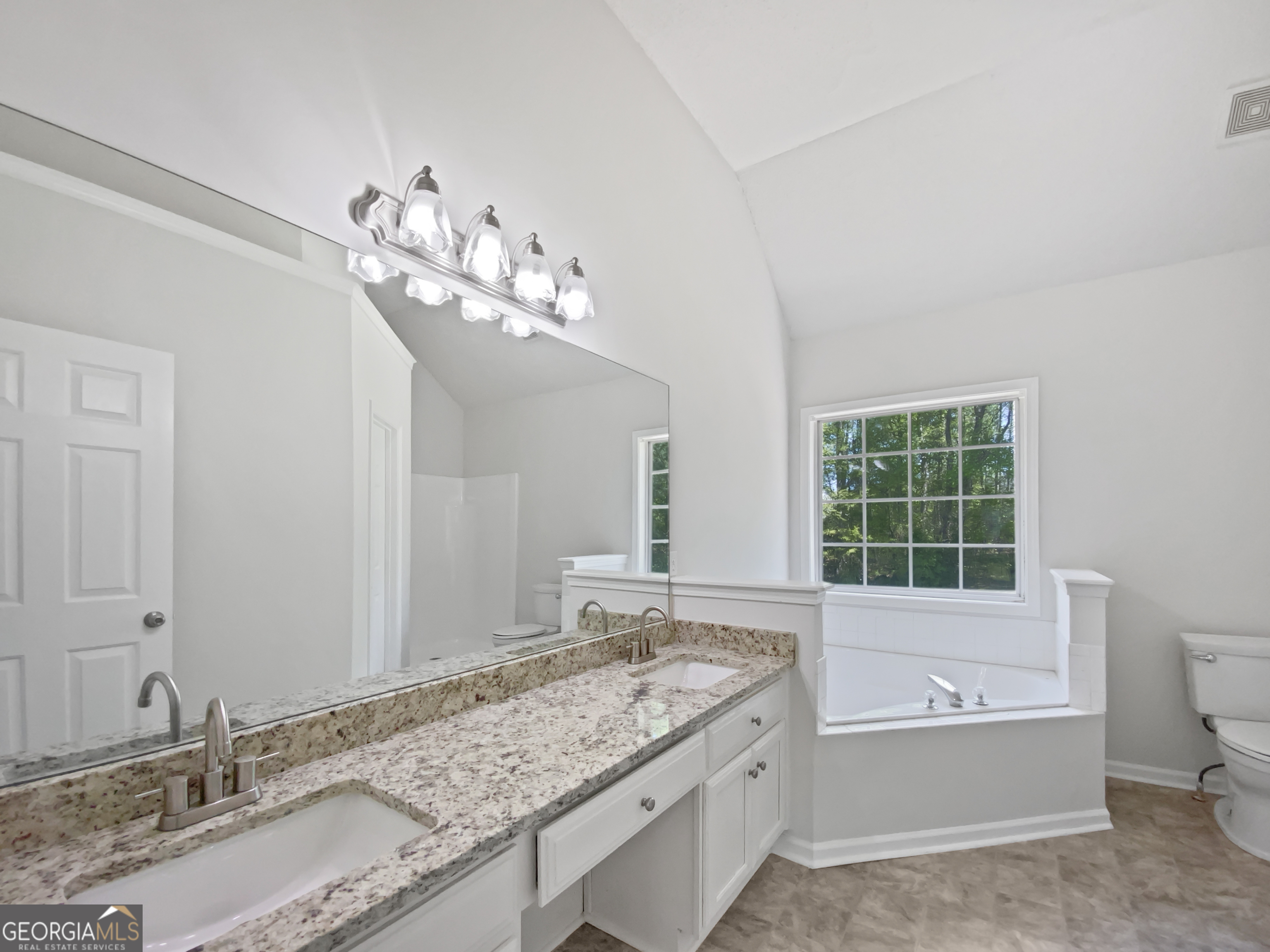 10924 Hondal Court Property Photo 7