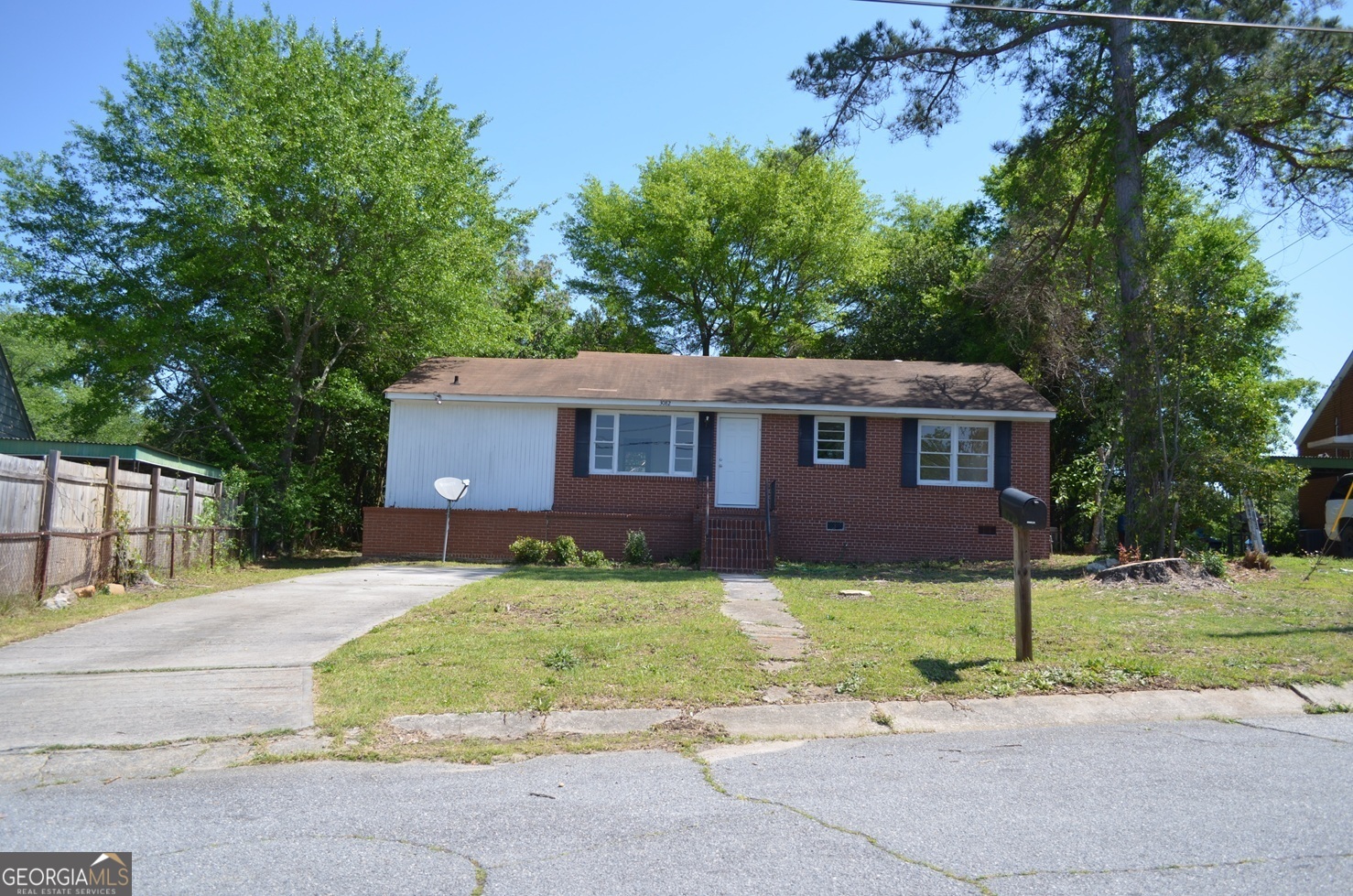 3082 Somerset Drive Property Photo 1