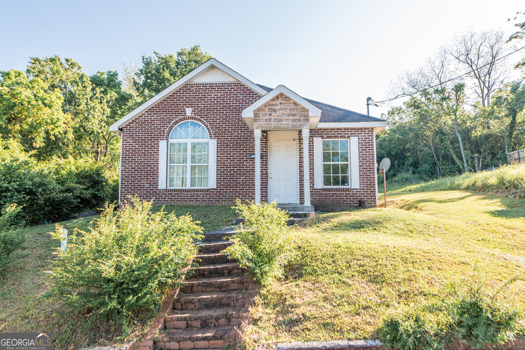 460 Elm Street Property Photo 1