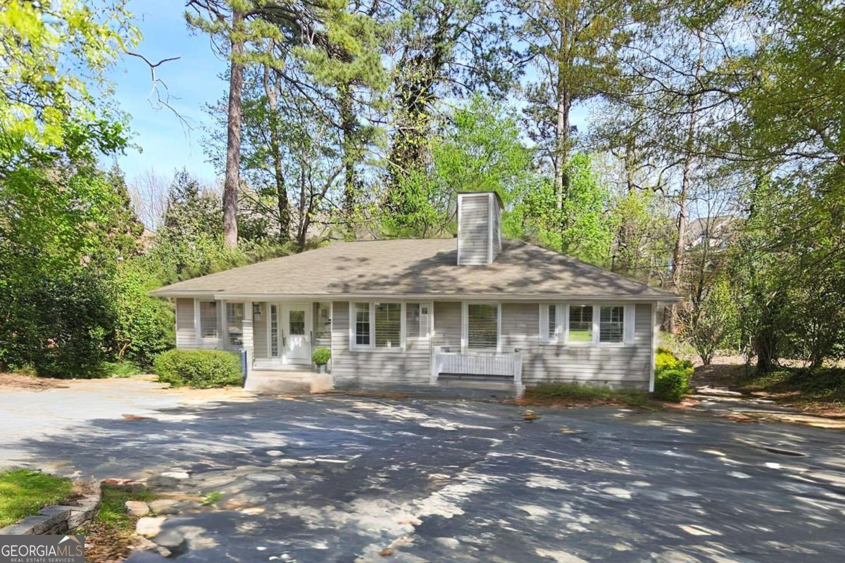 1805 Clairmont Road Property Photo 1