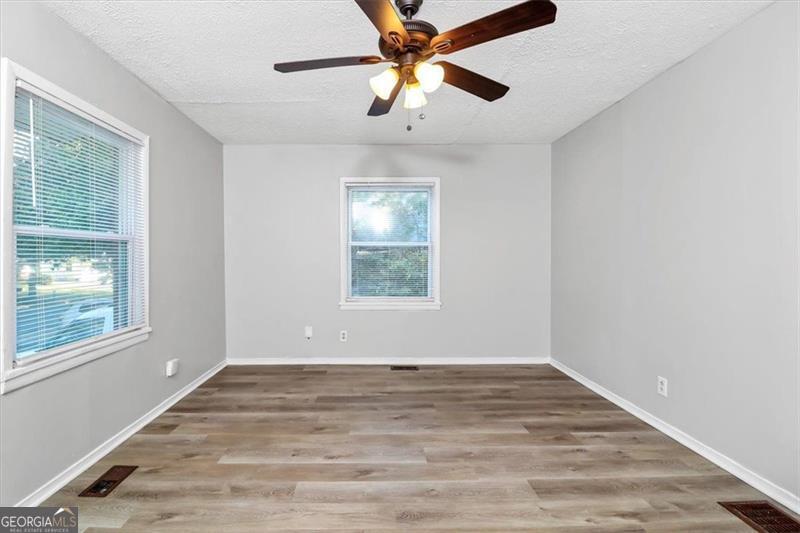 299 Ard Place Nw Property Photo 6