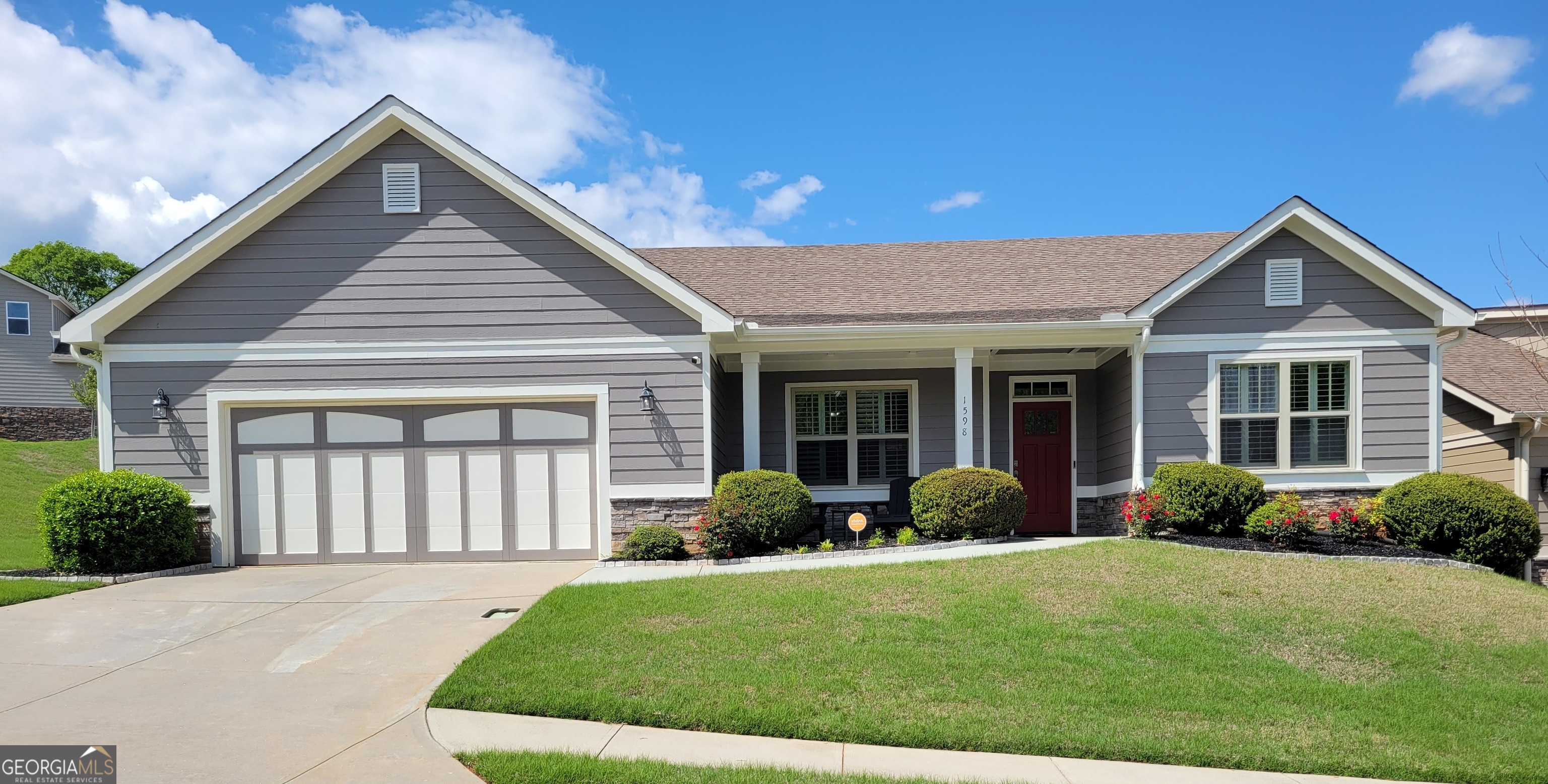 1598 Renaissance Drive NE Property Photo 1
