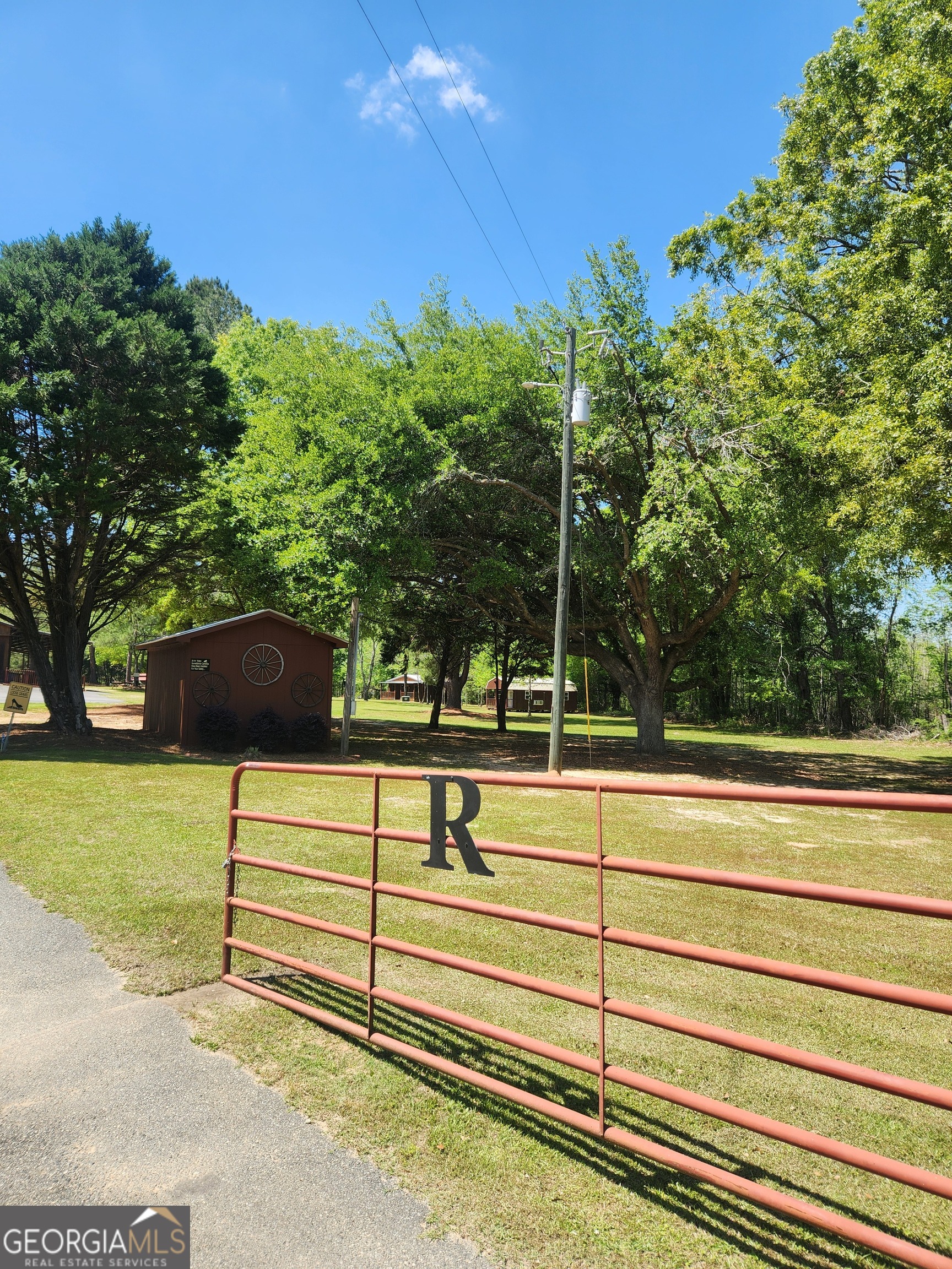 1827 Ga Highway 19 S Property Photo 2