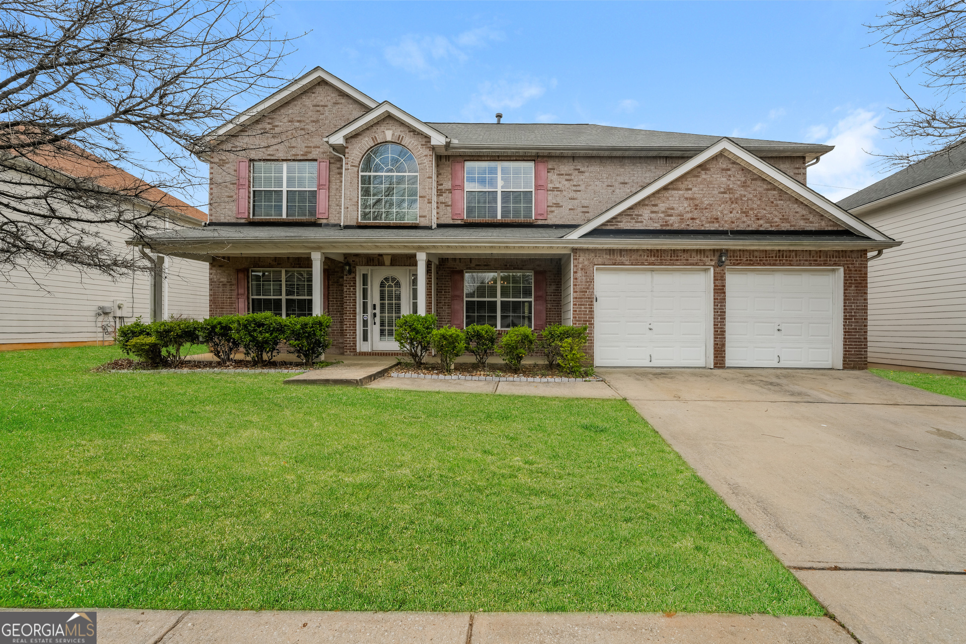 3675 Arminto Drive Property Photo 1
