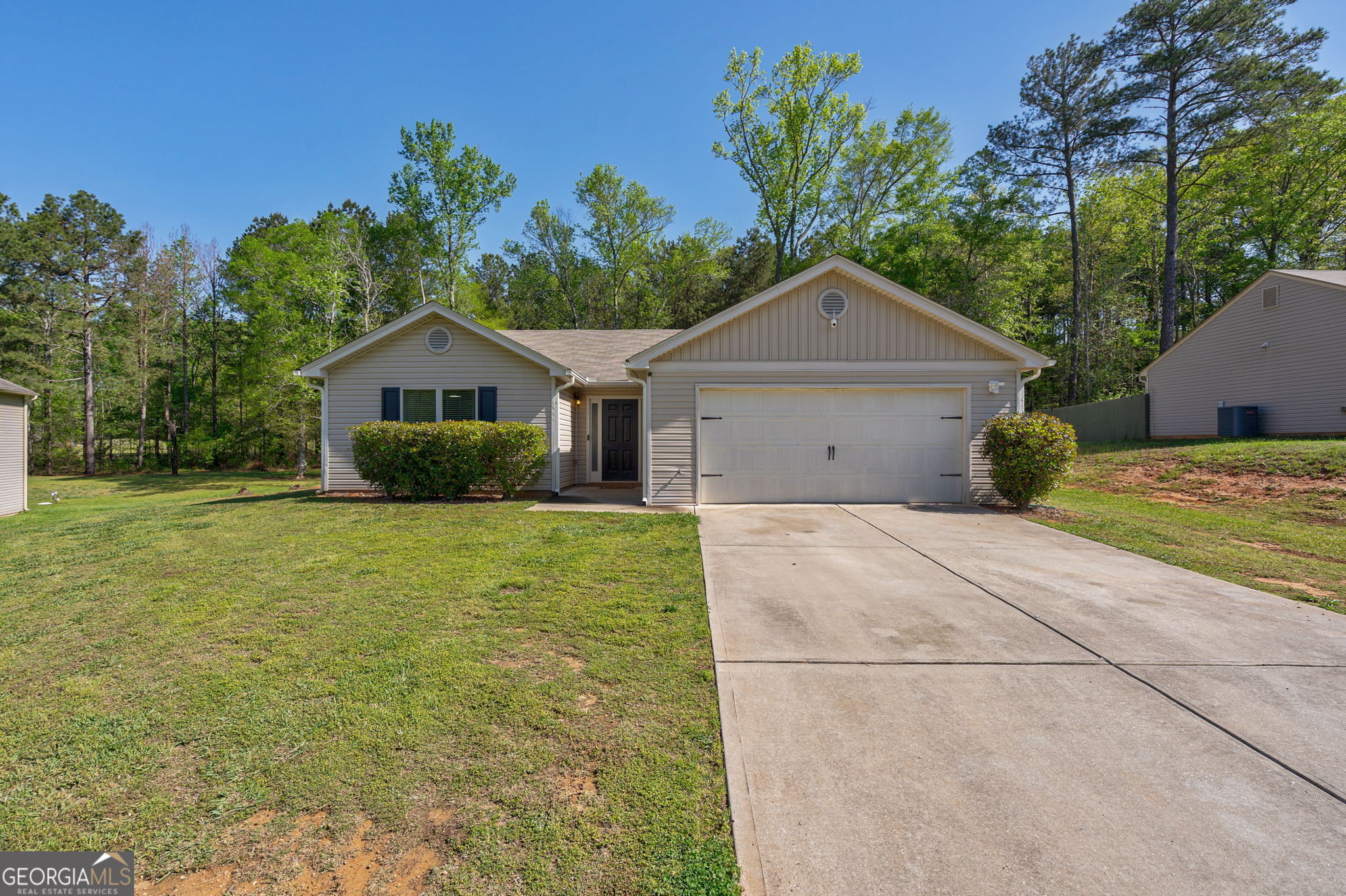 350 Brittany Pointe Drive Property Photo