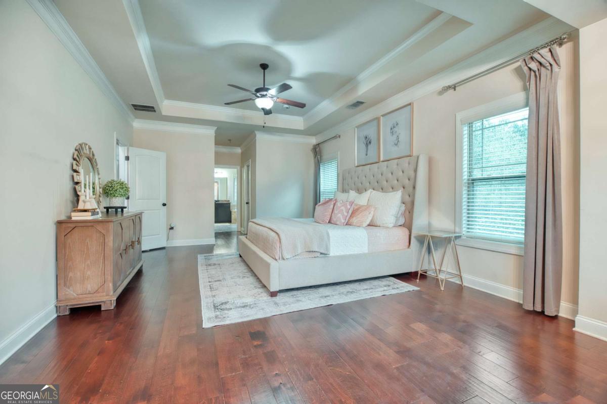 1381 Mayfair Way Property Photo 7
