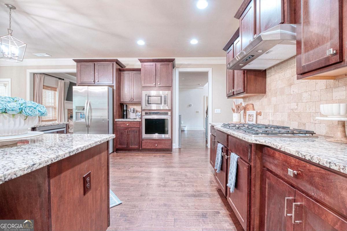 1381 Mayfair Way Property Photo 15