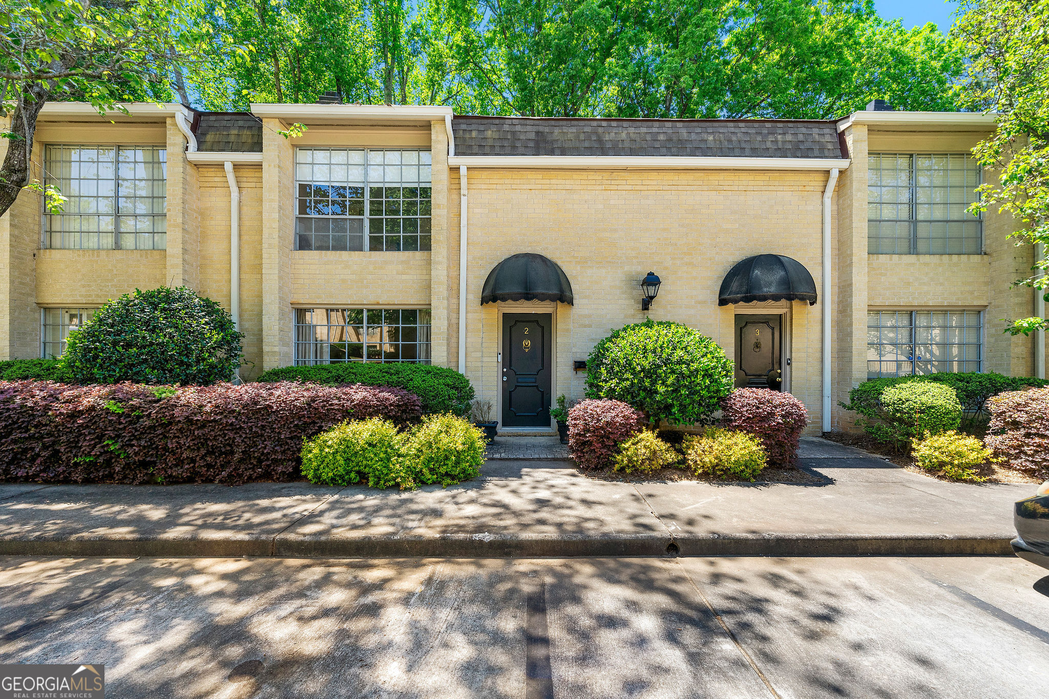 5400 Roswell Road Property Photo 1