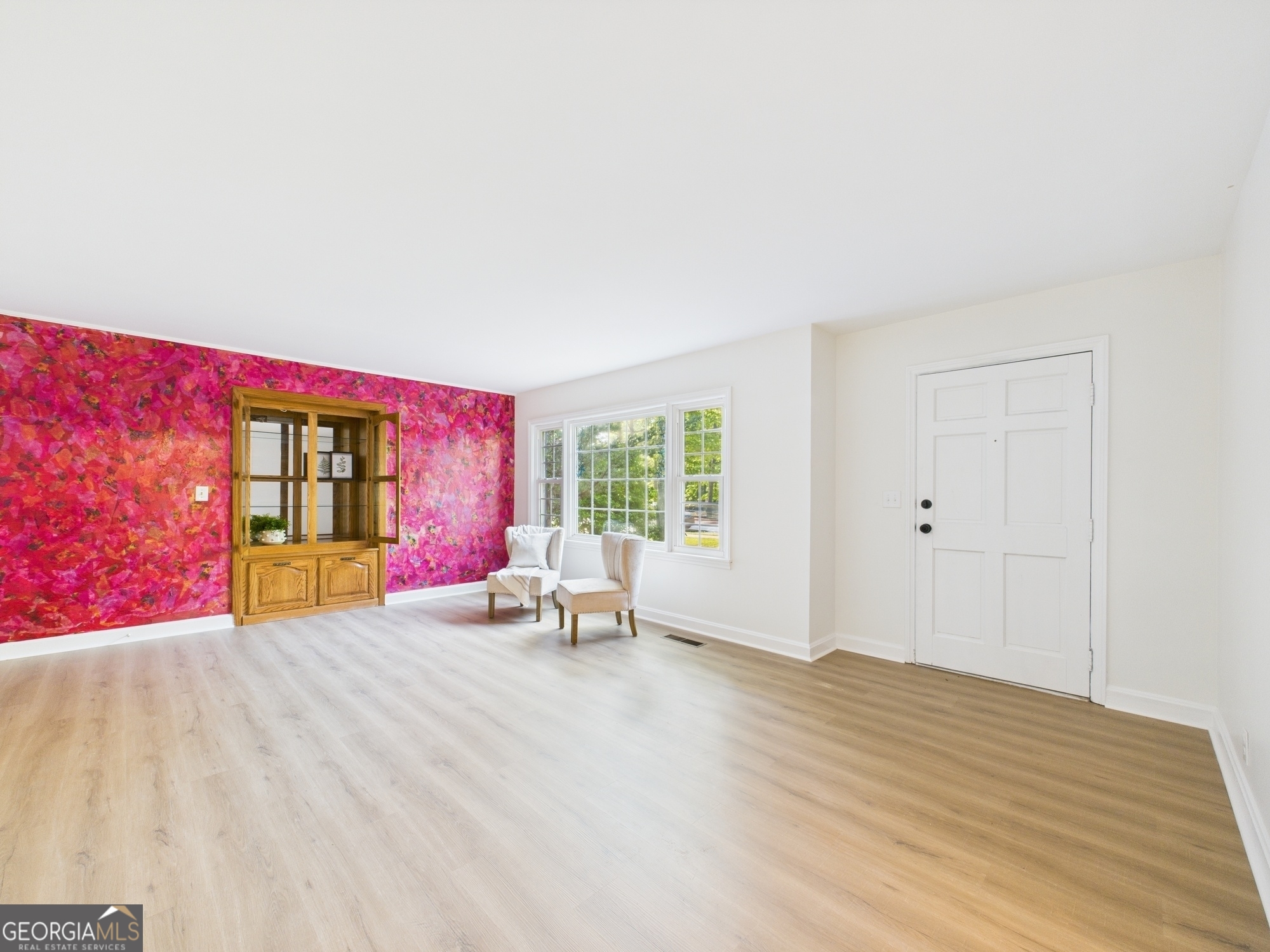 706 Green Street Property Photo 5