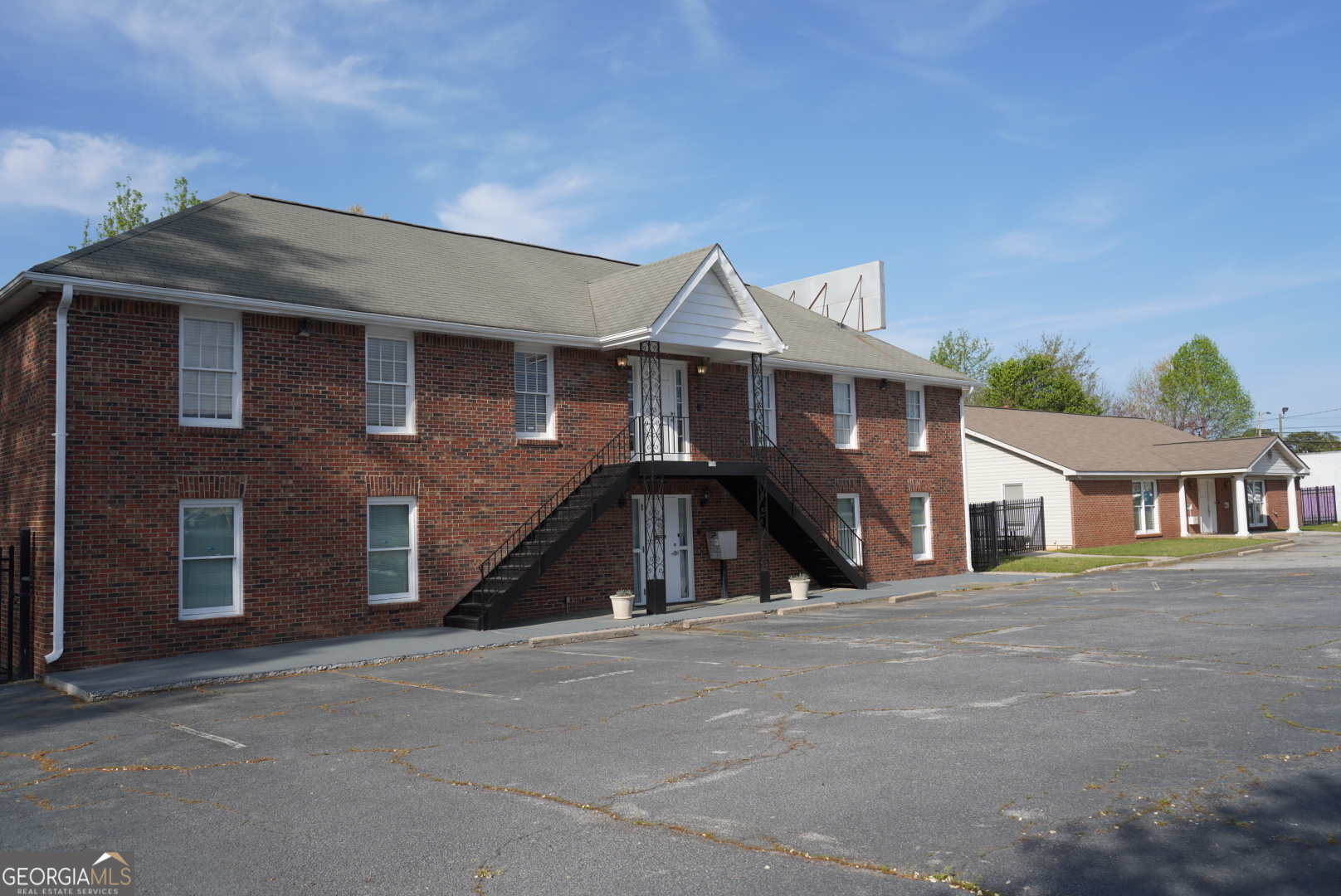 542 Parkwood Way Property Photo 17